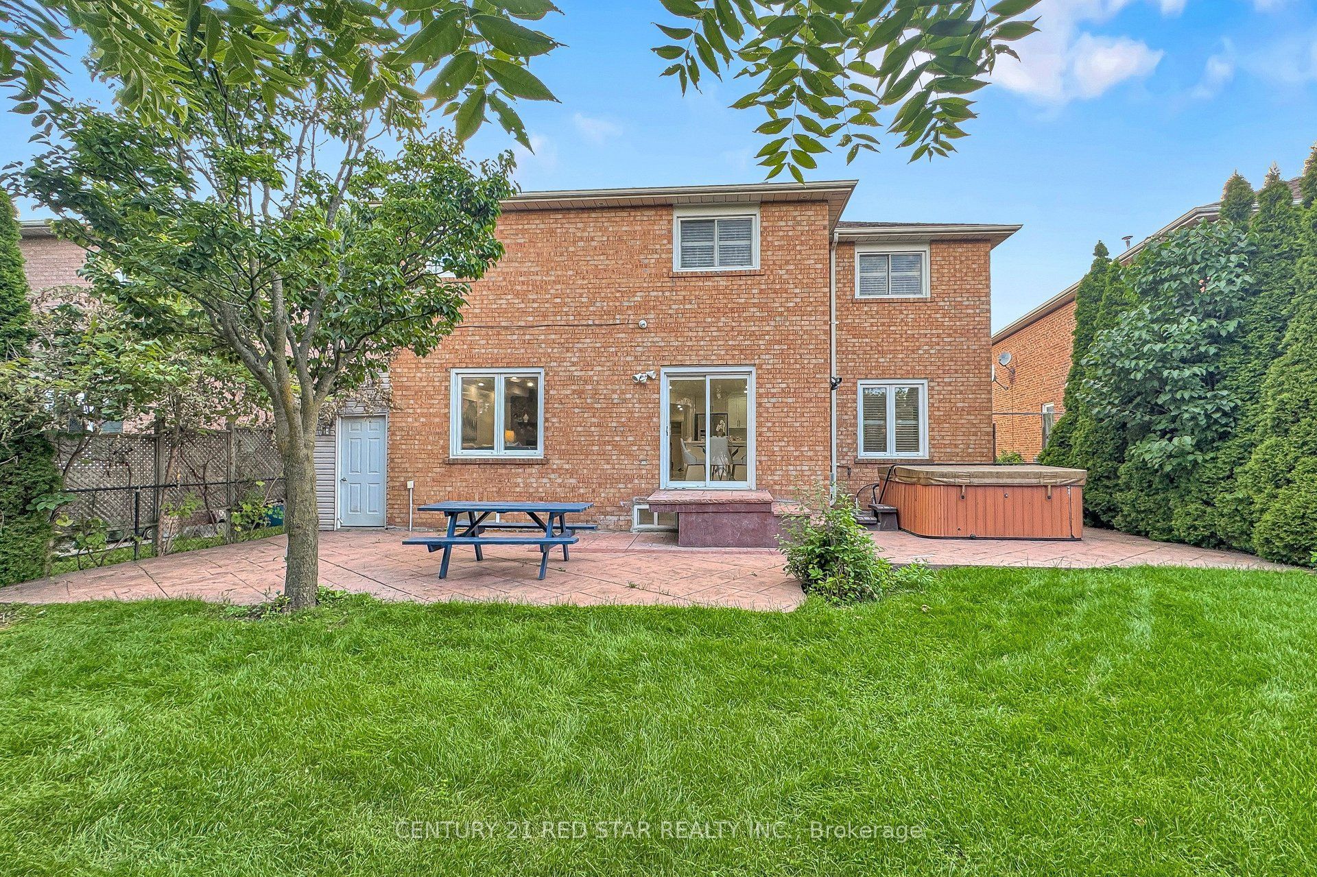 1082 Haydonbridge Court Property Photo 48