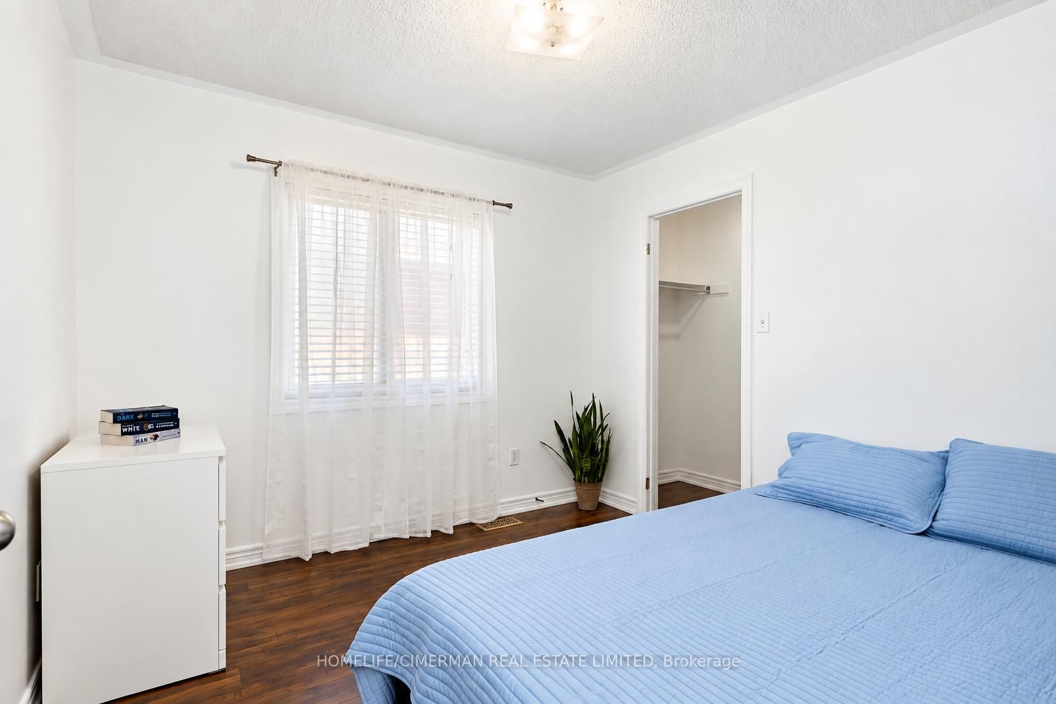 7 Okanagan Drive E Property Photo 37