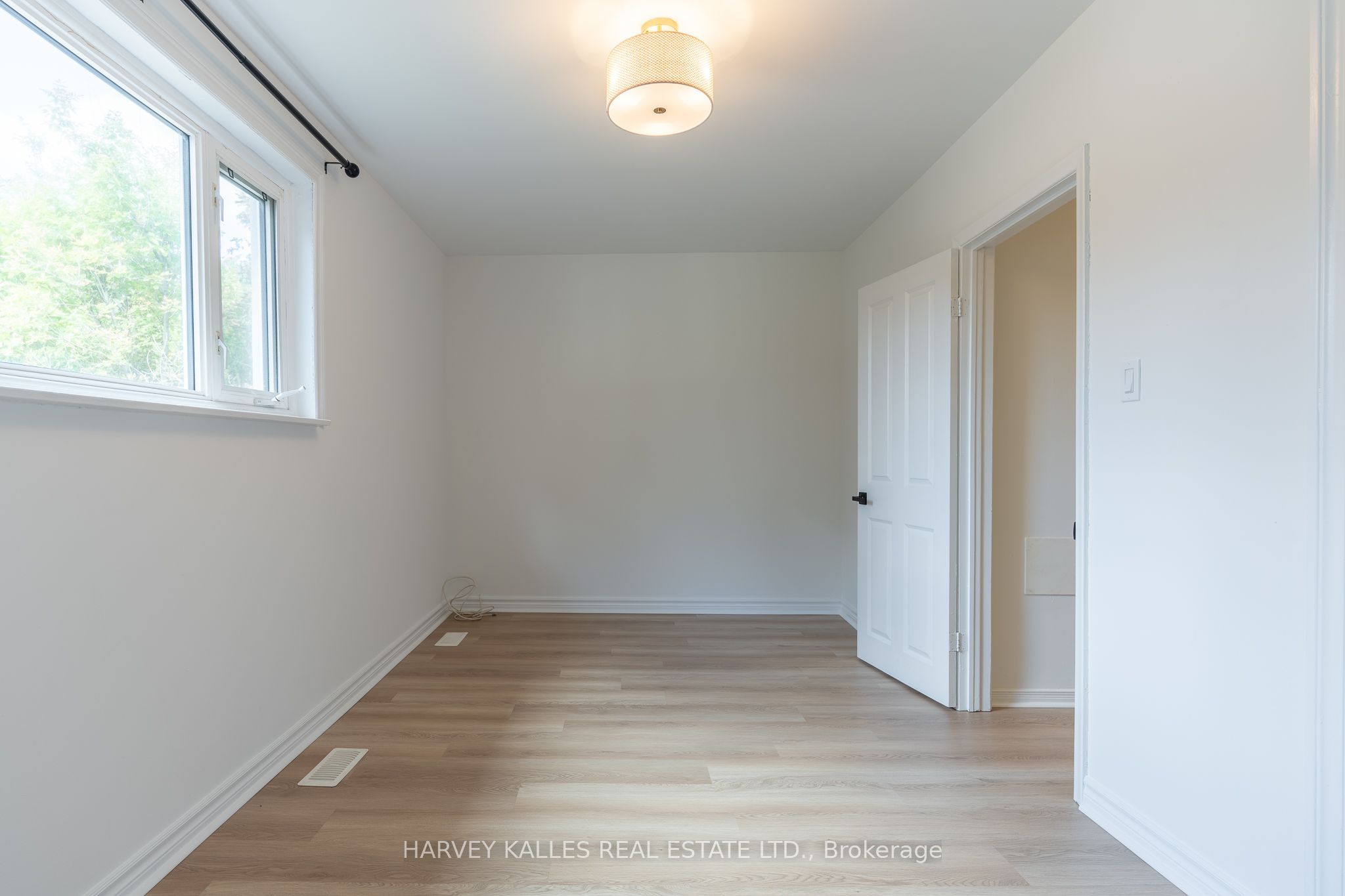 2258 Brookhurst Road Property Photo 16