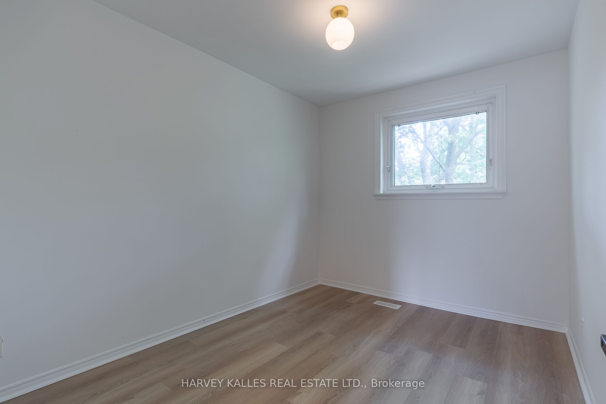 2258 Brookhurst Road Property Photo 18