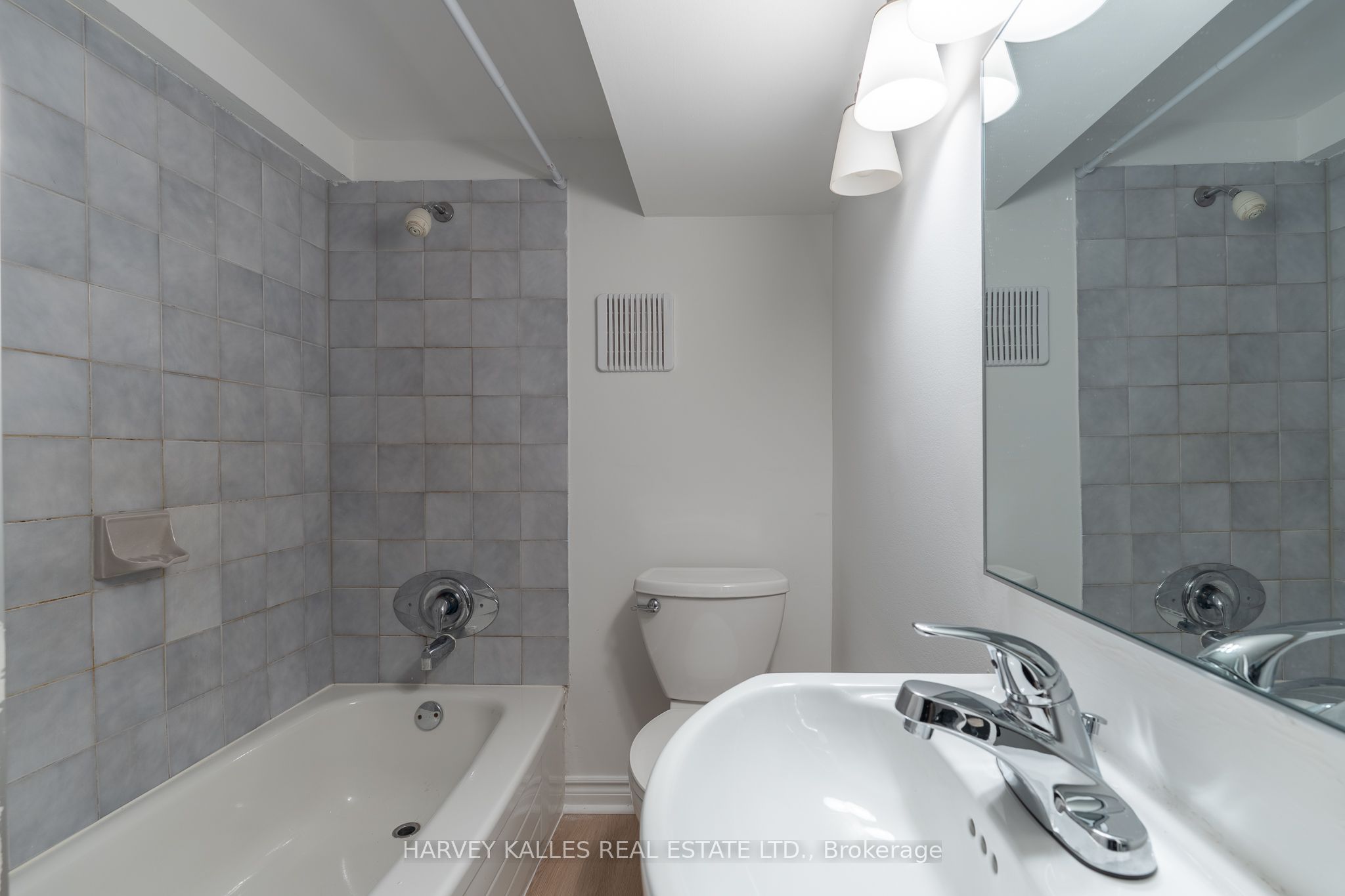 2258 Brookhurst Road Property Photo 27