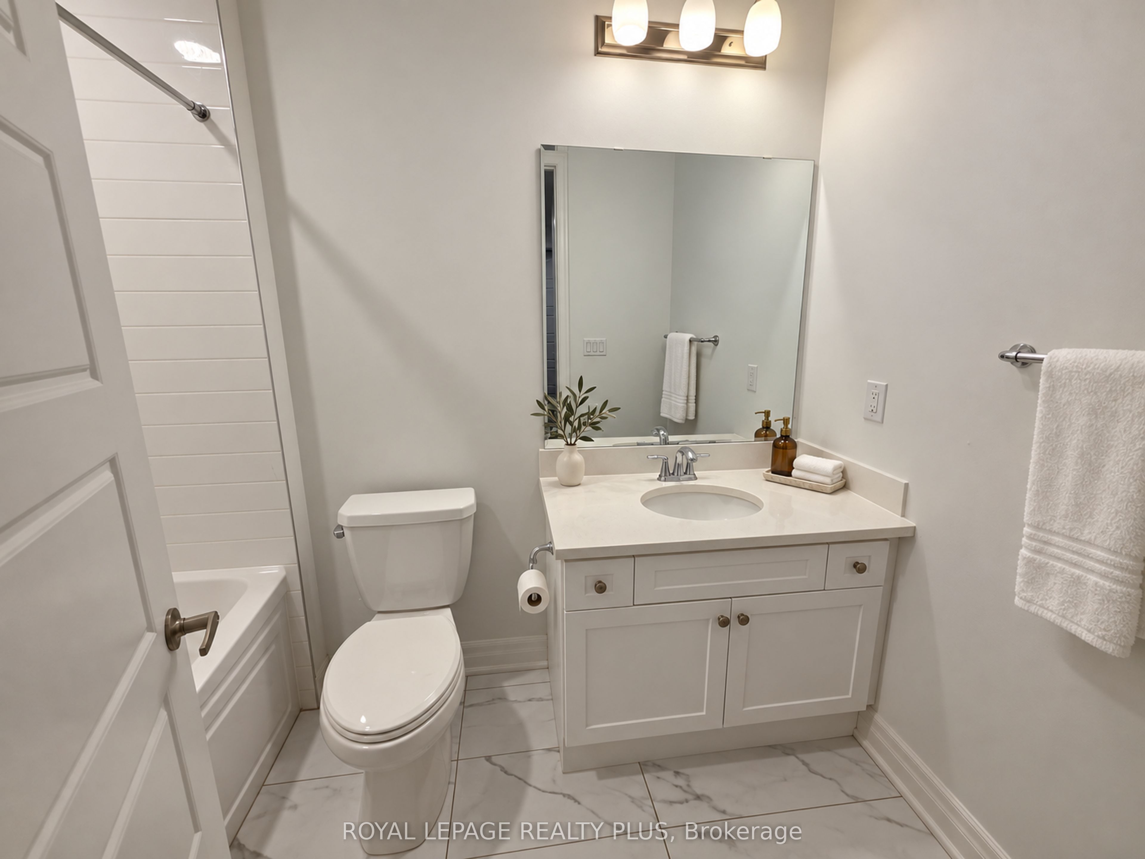 1362 Marblehead Road Property Photo 9