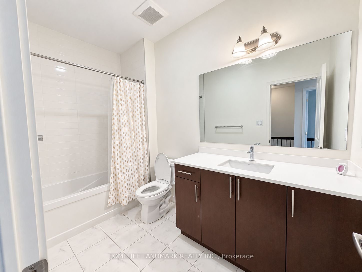 211 Squire Crescent 3 Property Photo 14