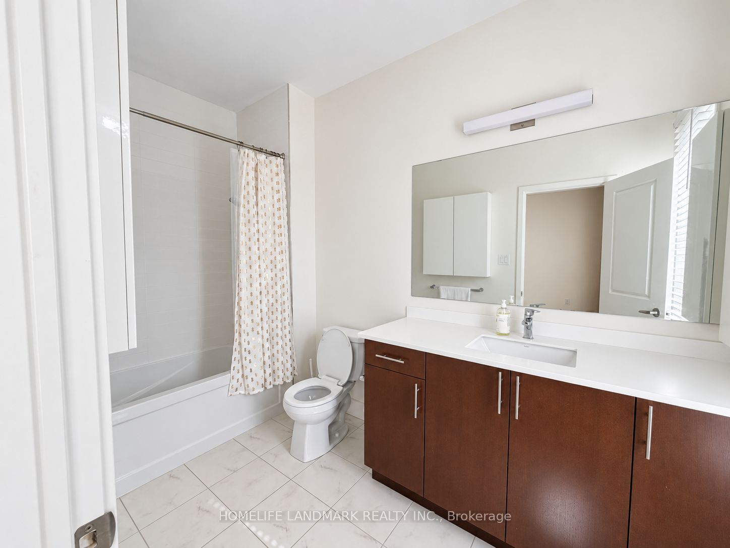 211 Squire Crescent 3 Property Photo 15