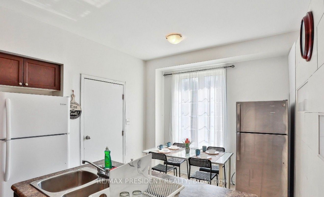 3 Herzberg Gardens Property Photo 3