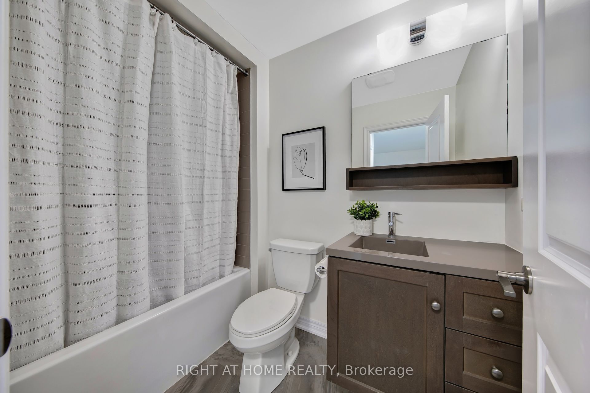 408 Belcourt Common Property Photo 32