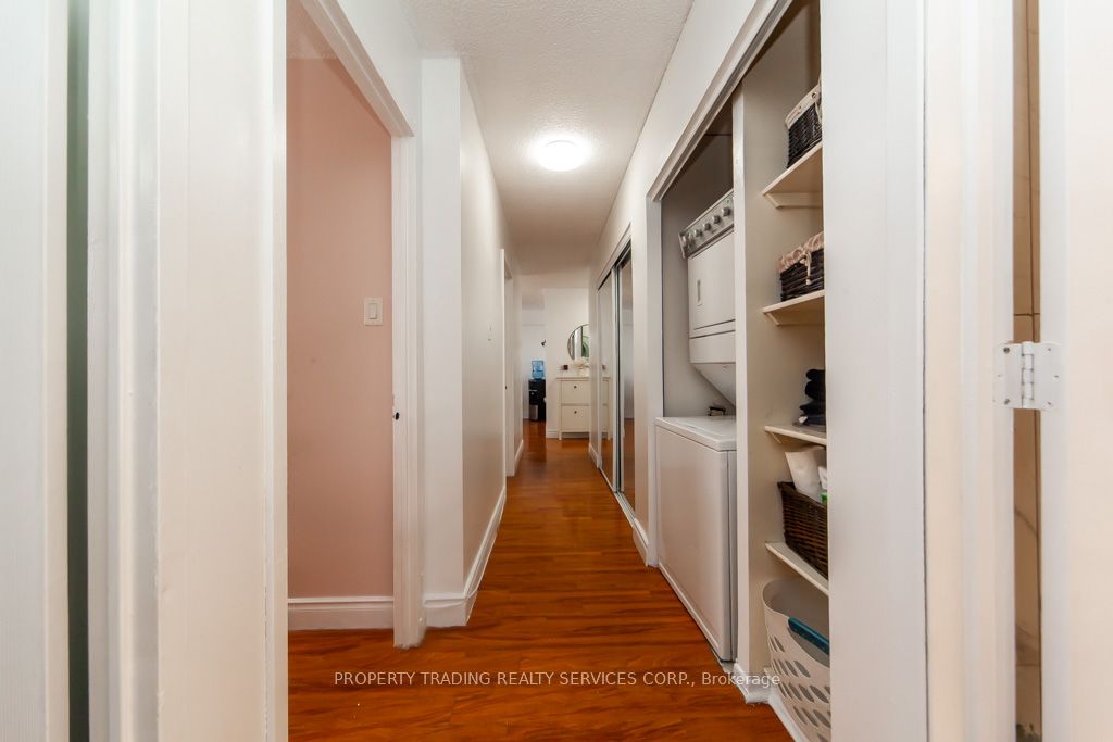 50 Lotherton Pathway 402 Property Photo 35