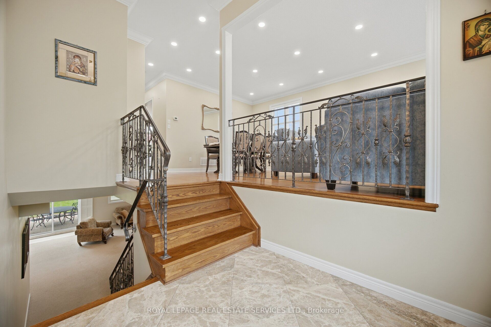 3057 Portree Crescent Property Photo 6