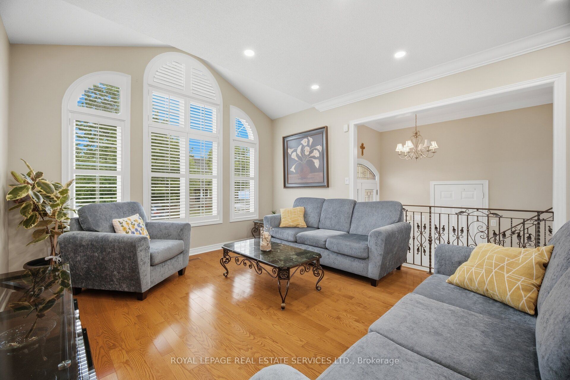 3057 Portree Crescent Property Photo 8