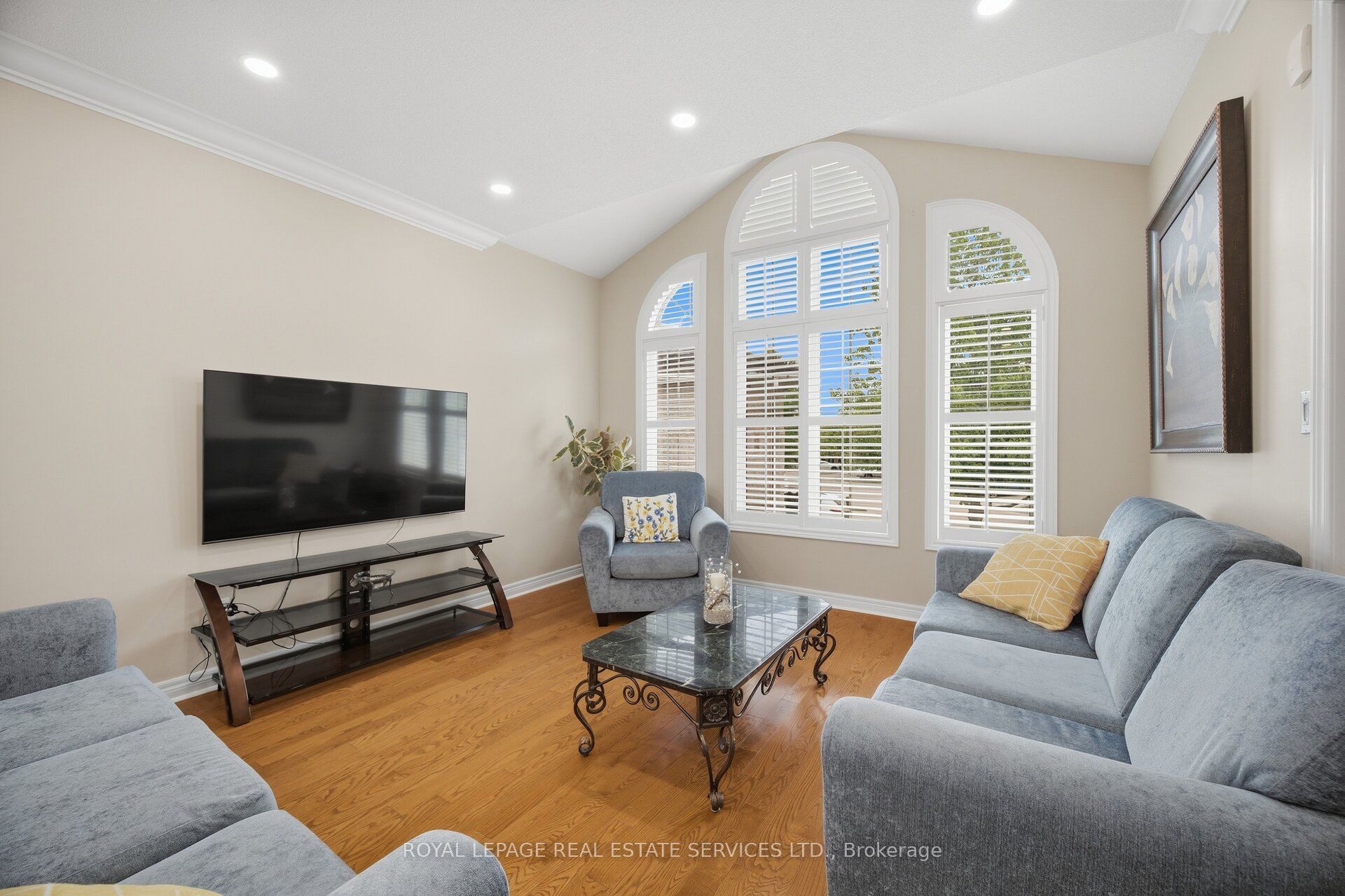 3057 Portree Crescent Property Photo 9