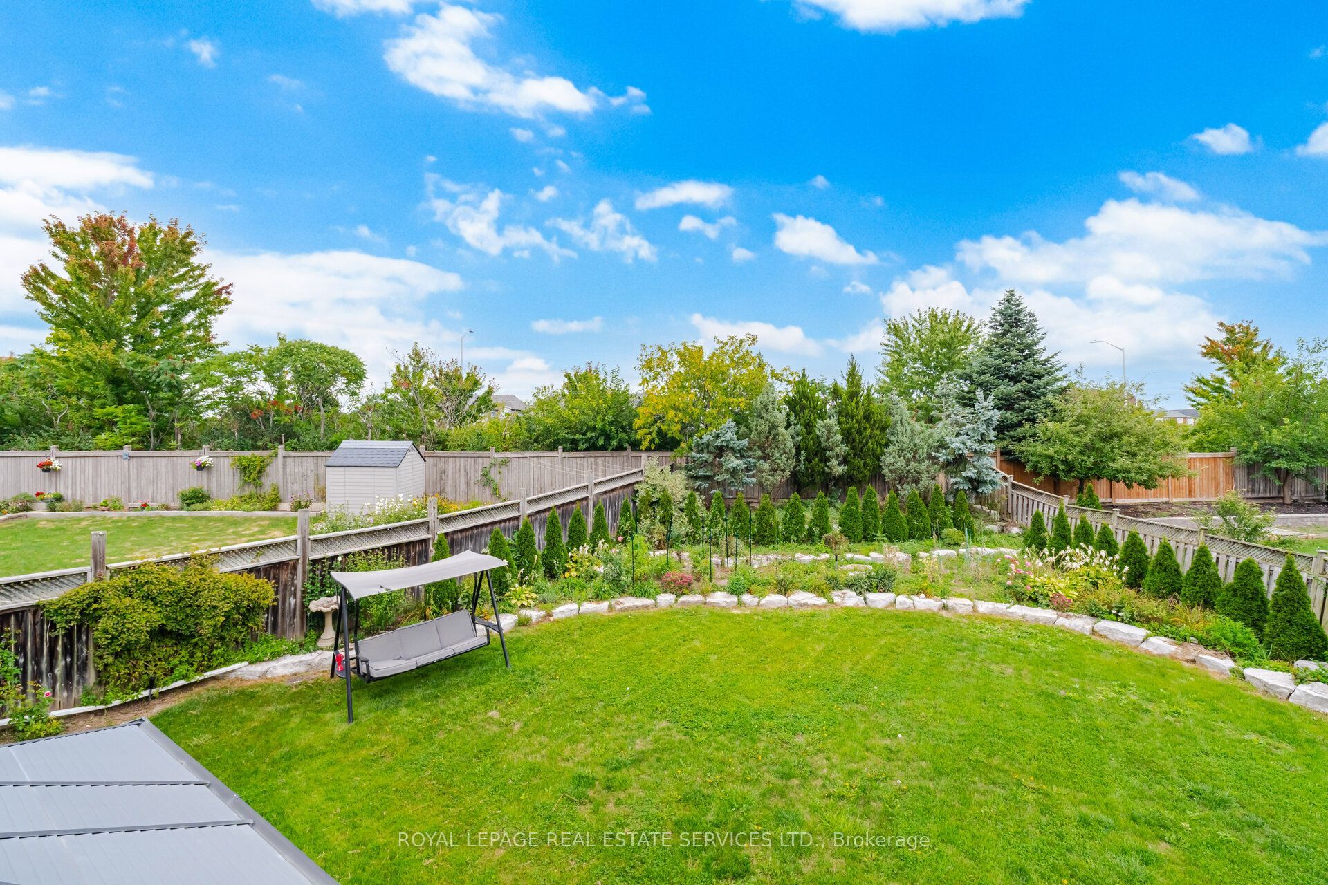 3057 Portree Crescent Property Photo 21