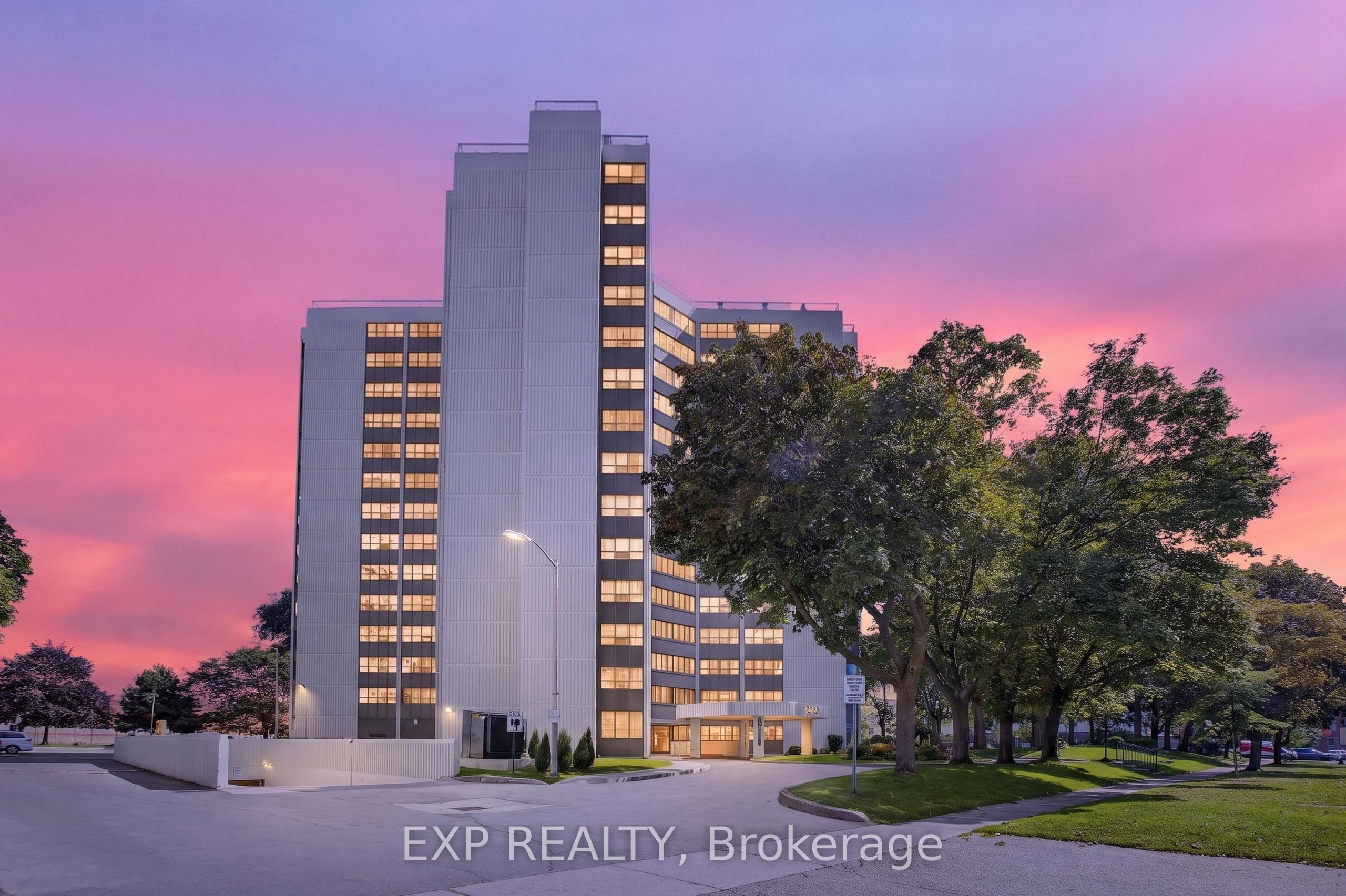 2323 Confederation Parkway 808 Property Photo 1