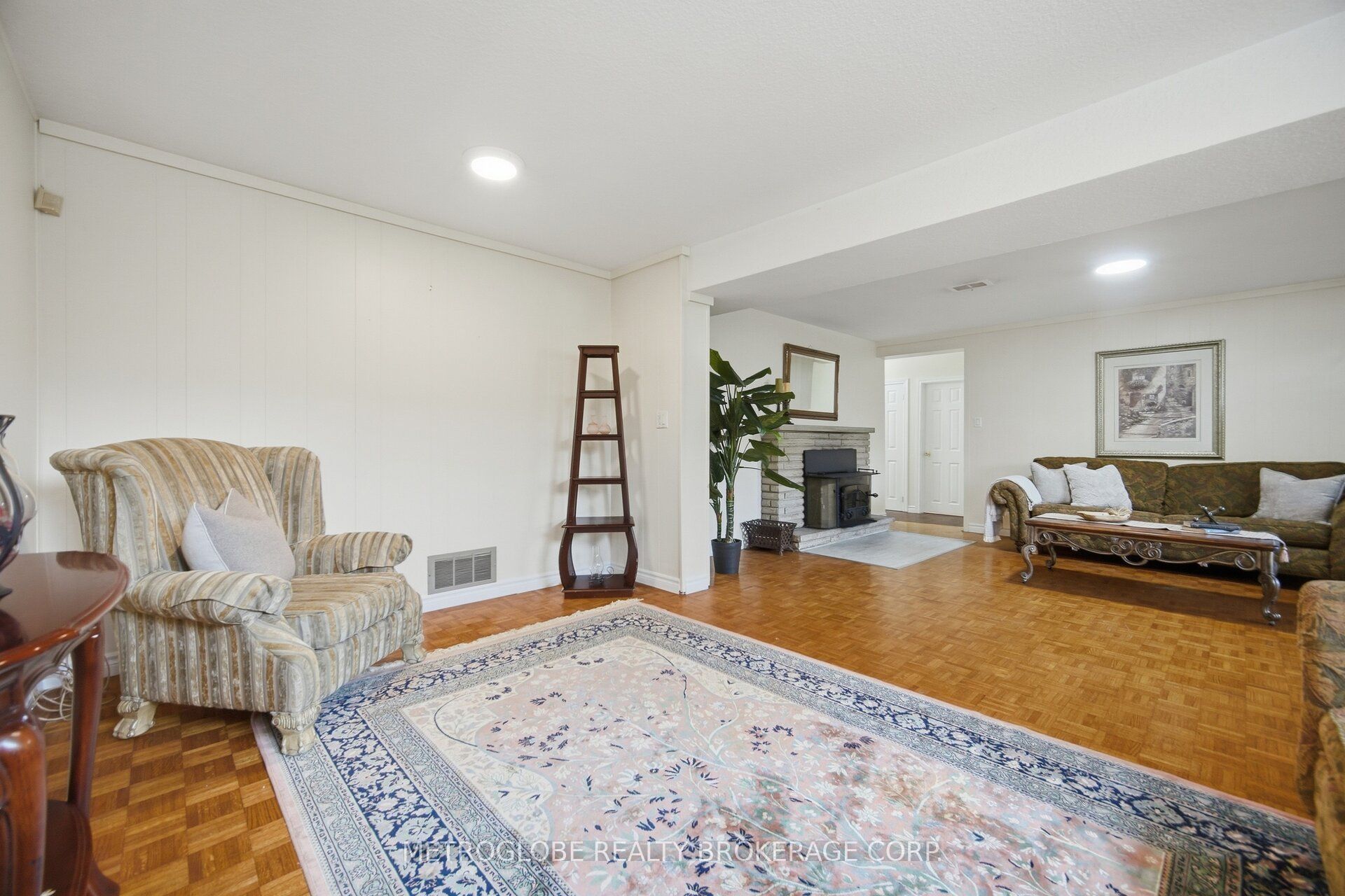 28 Eldorado Court Property Photo 38
