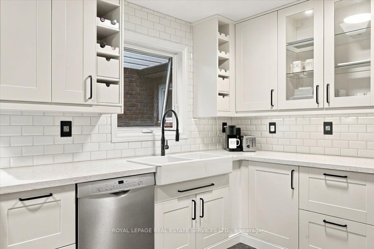 2182 Margot Street Property Photo 12