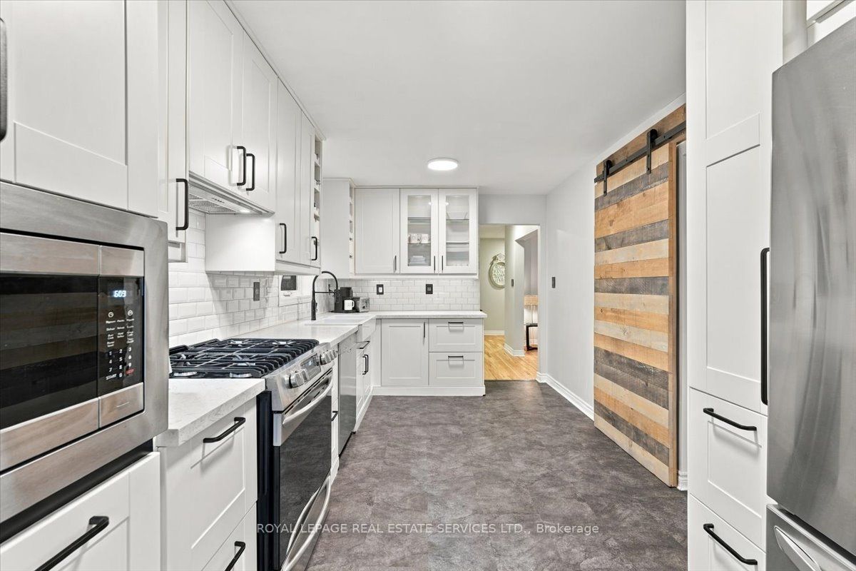 2182 Margot Street Property Photo 17