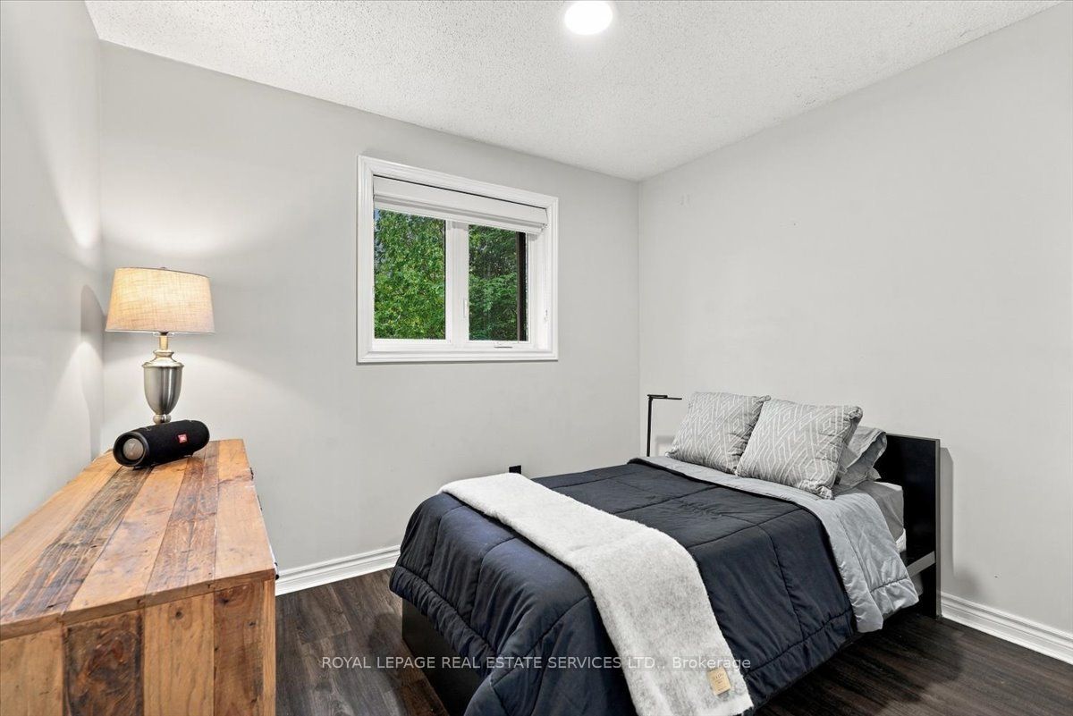 2182 Margot Street Property Photo 28