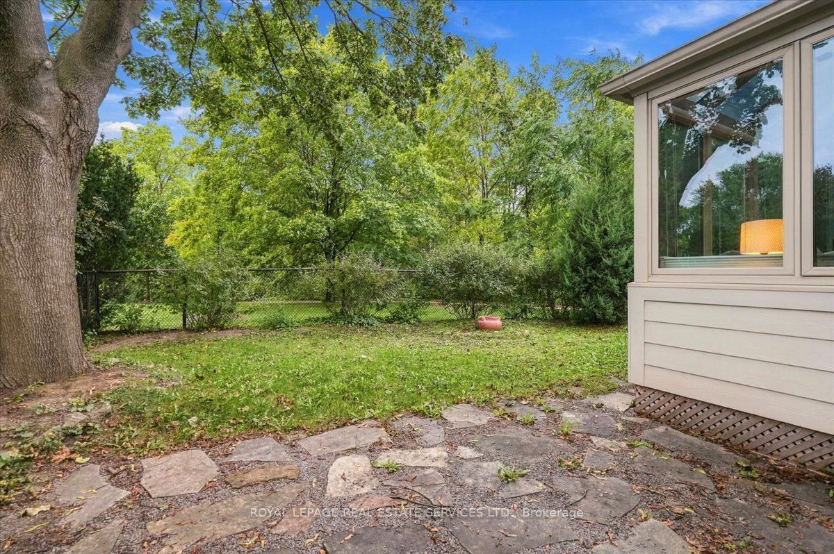 2182 Margot Street Property Photo 36