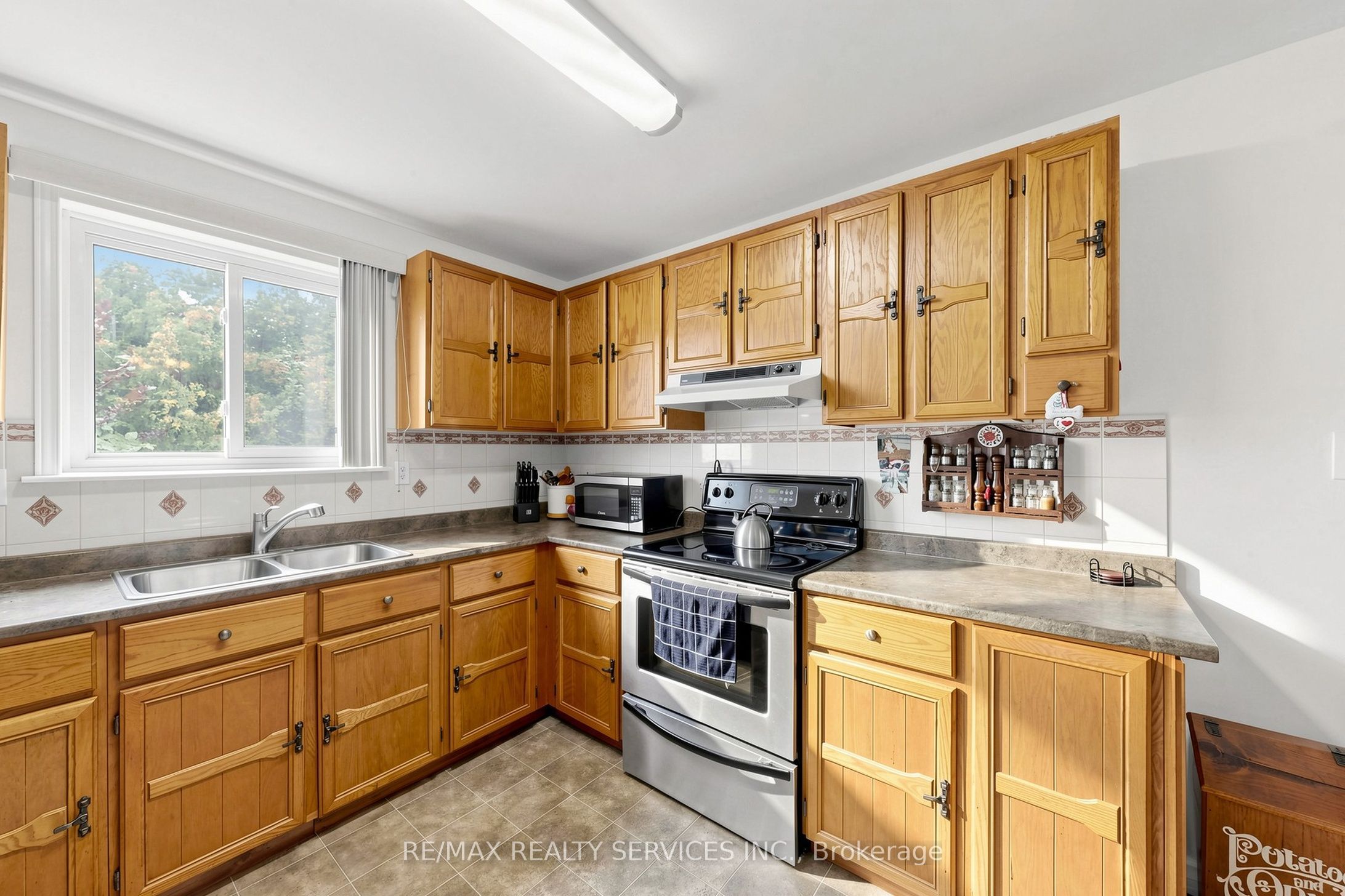 54 Griselda Crescent Property Photo 17
