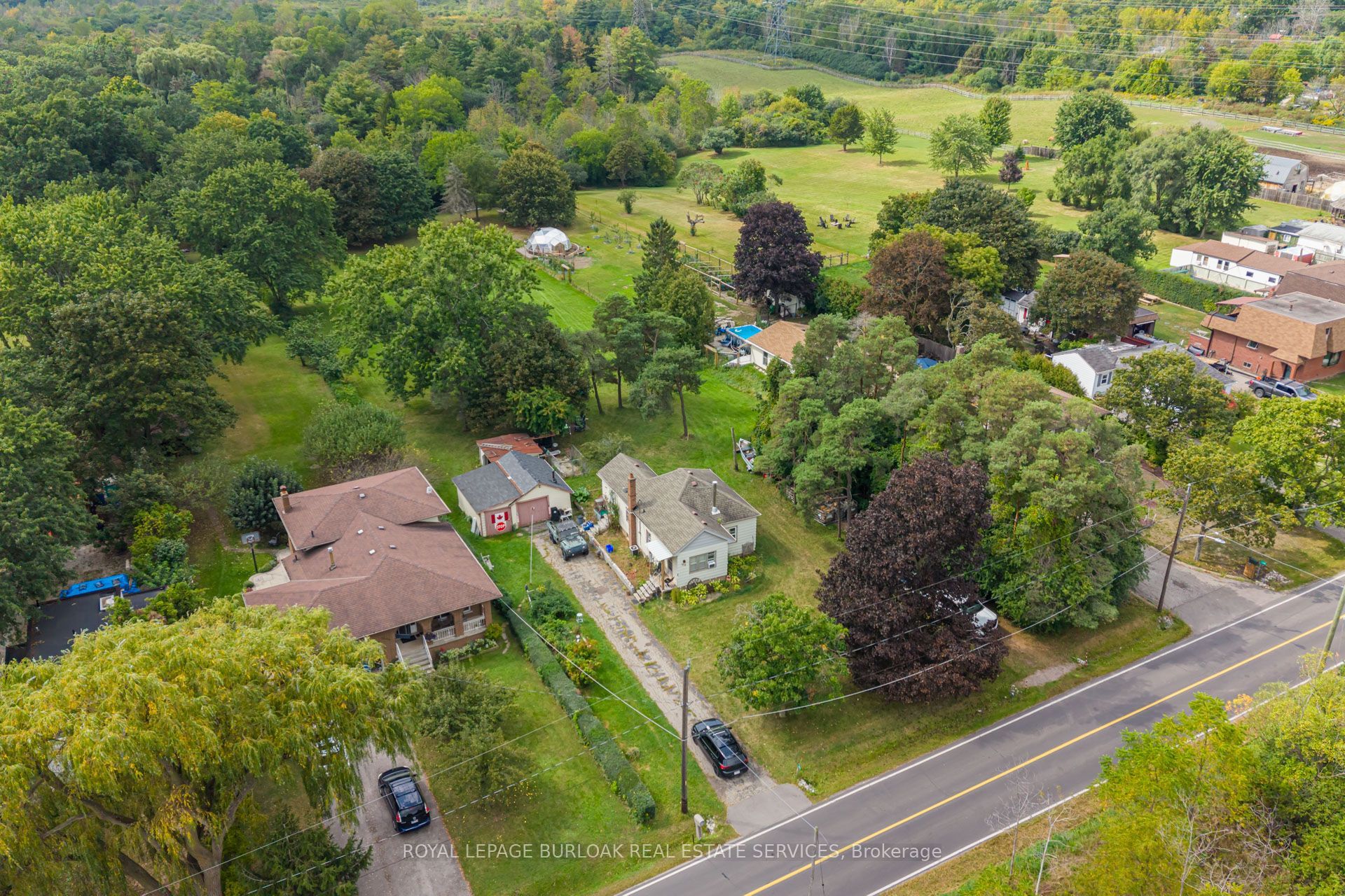 1412 Old York Road Property Photo 4