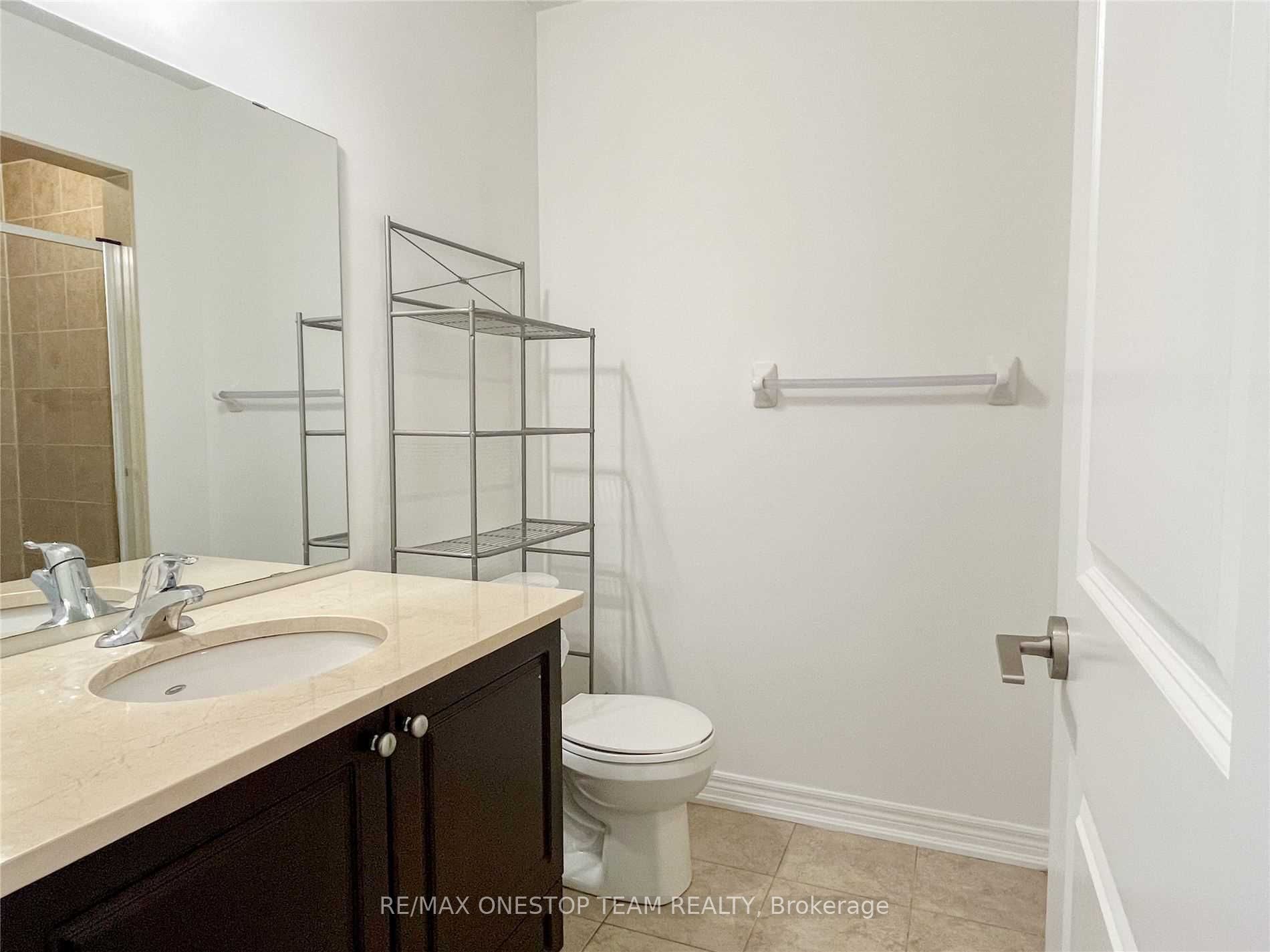 2338 Taunton Road 209 Property Photo 12