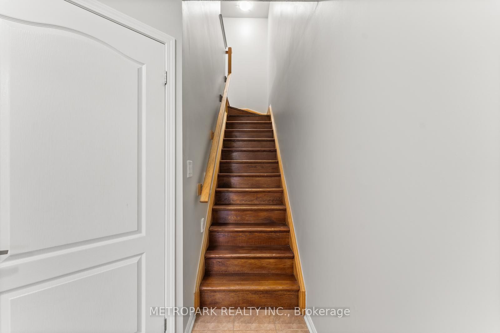 38 Gleave Terrace Property Photo 6