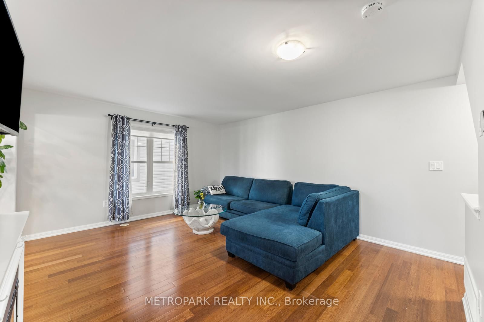 38 Gleave Terrace Property Photo 8