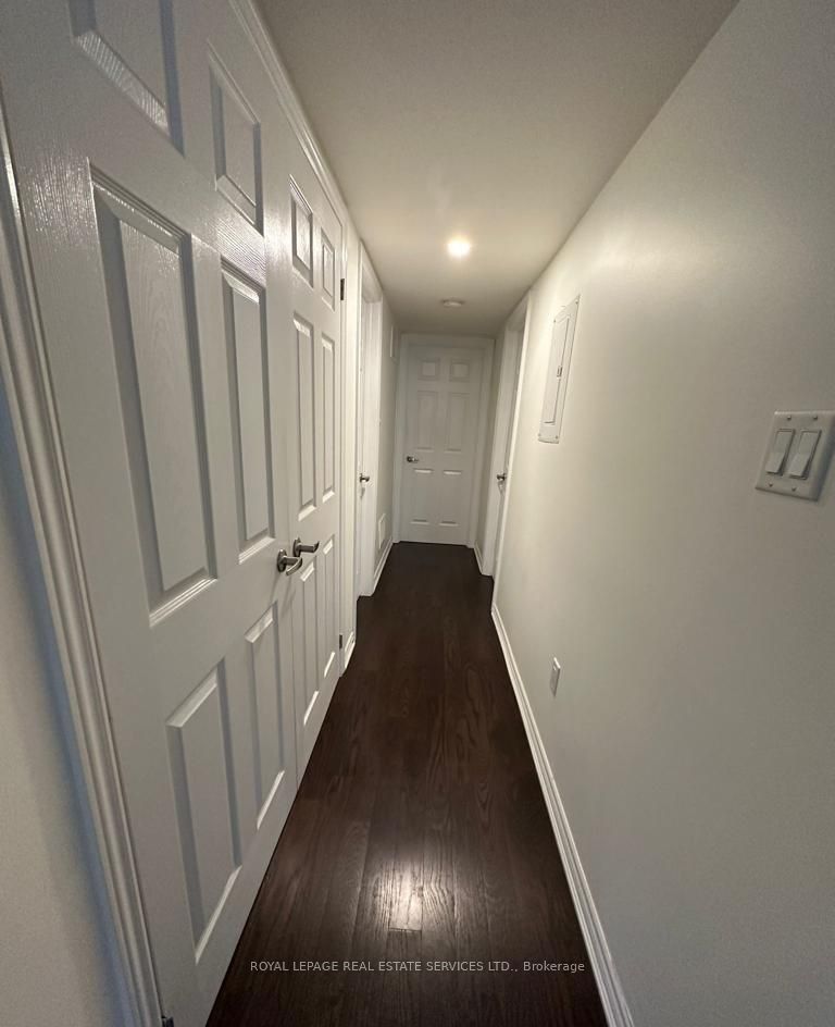 2441 Greenwich Drive 57 Property Photo 8