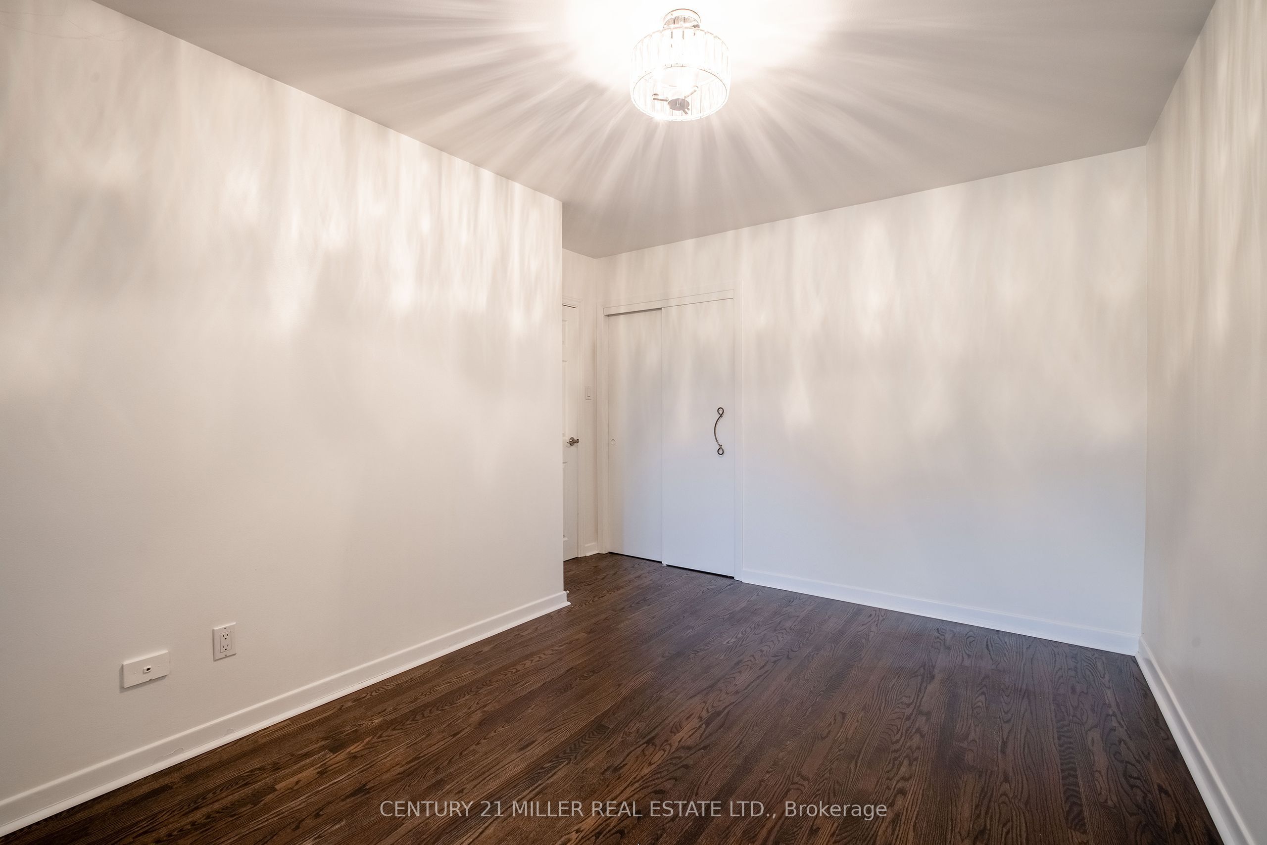 2039 Wakely Street Property Photo 14