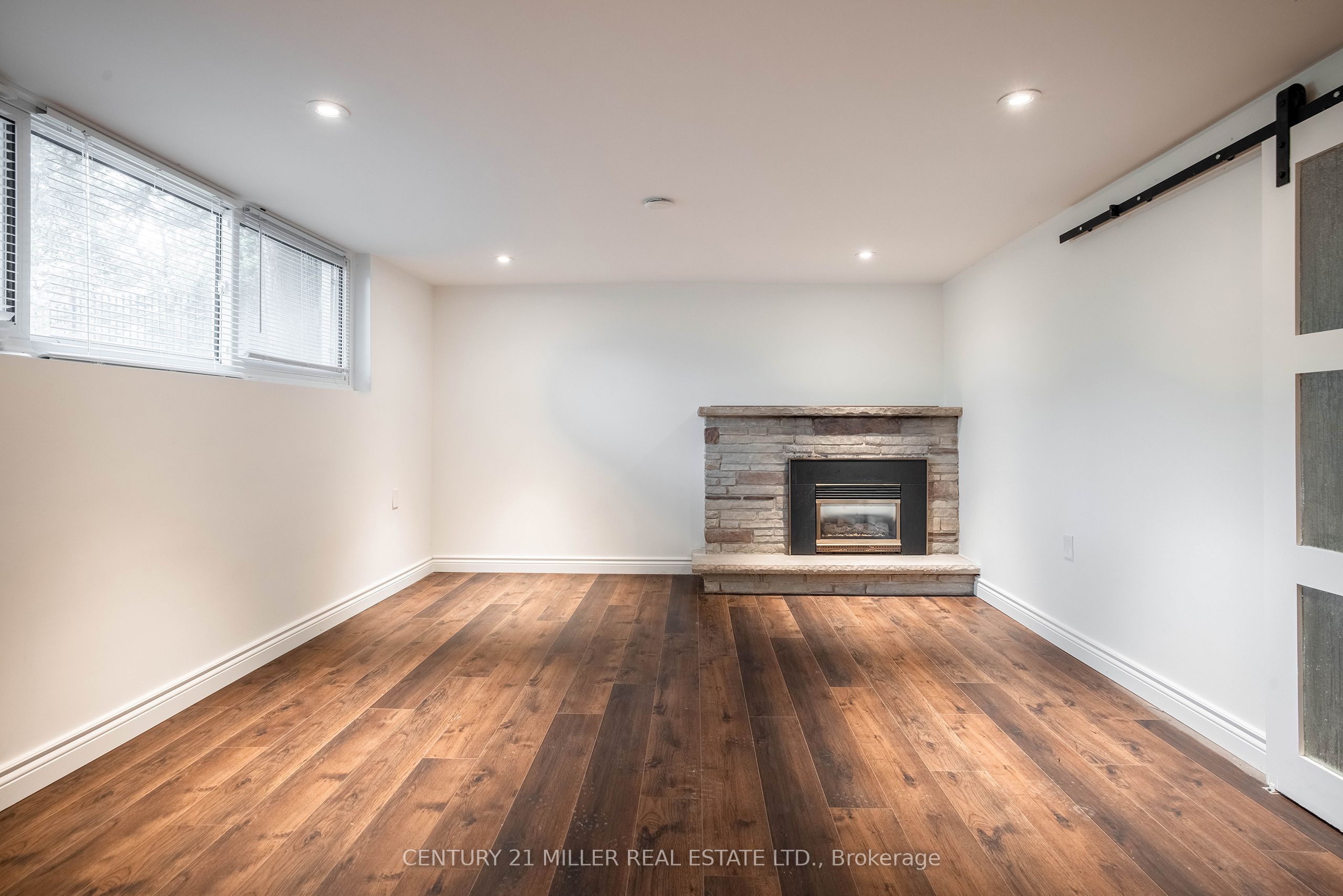 2039 Wakely Street Property Photo 18