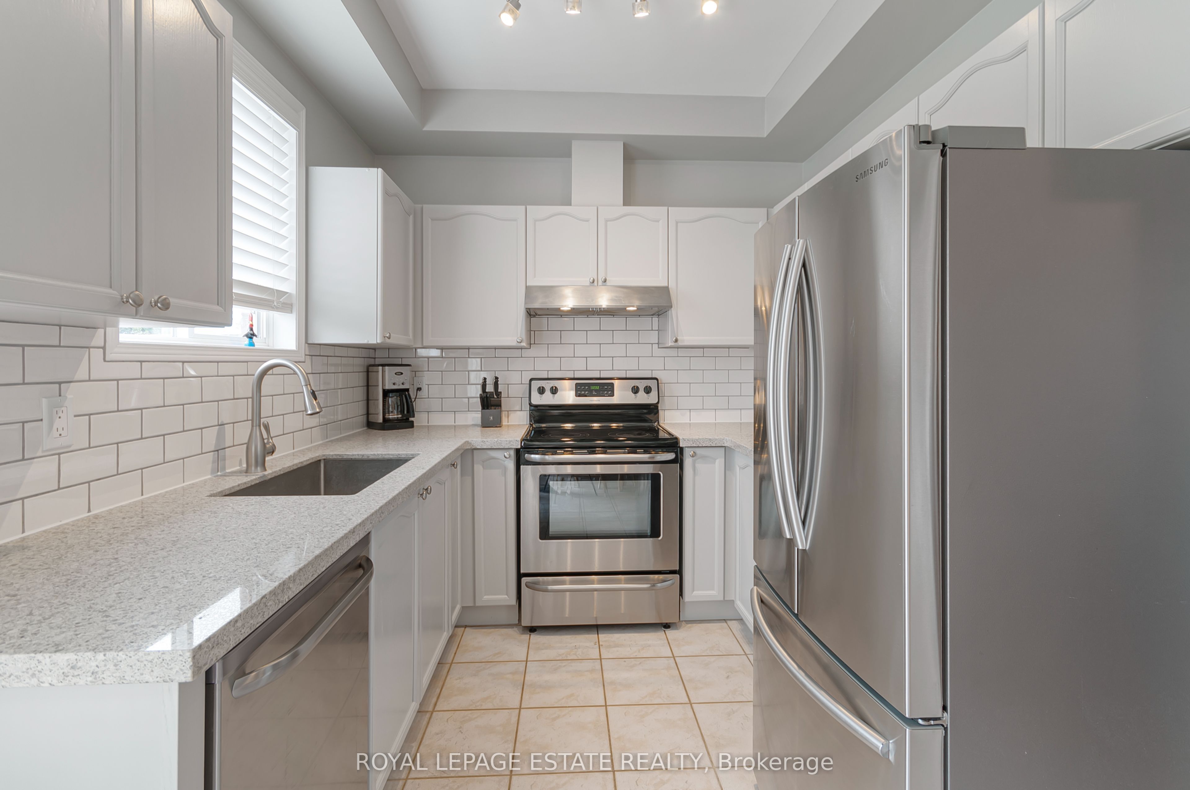 9 Brookstone Court Property Photo 9