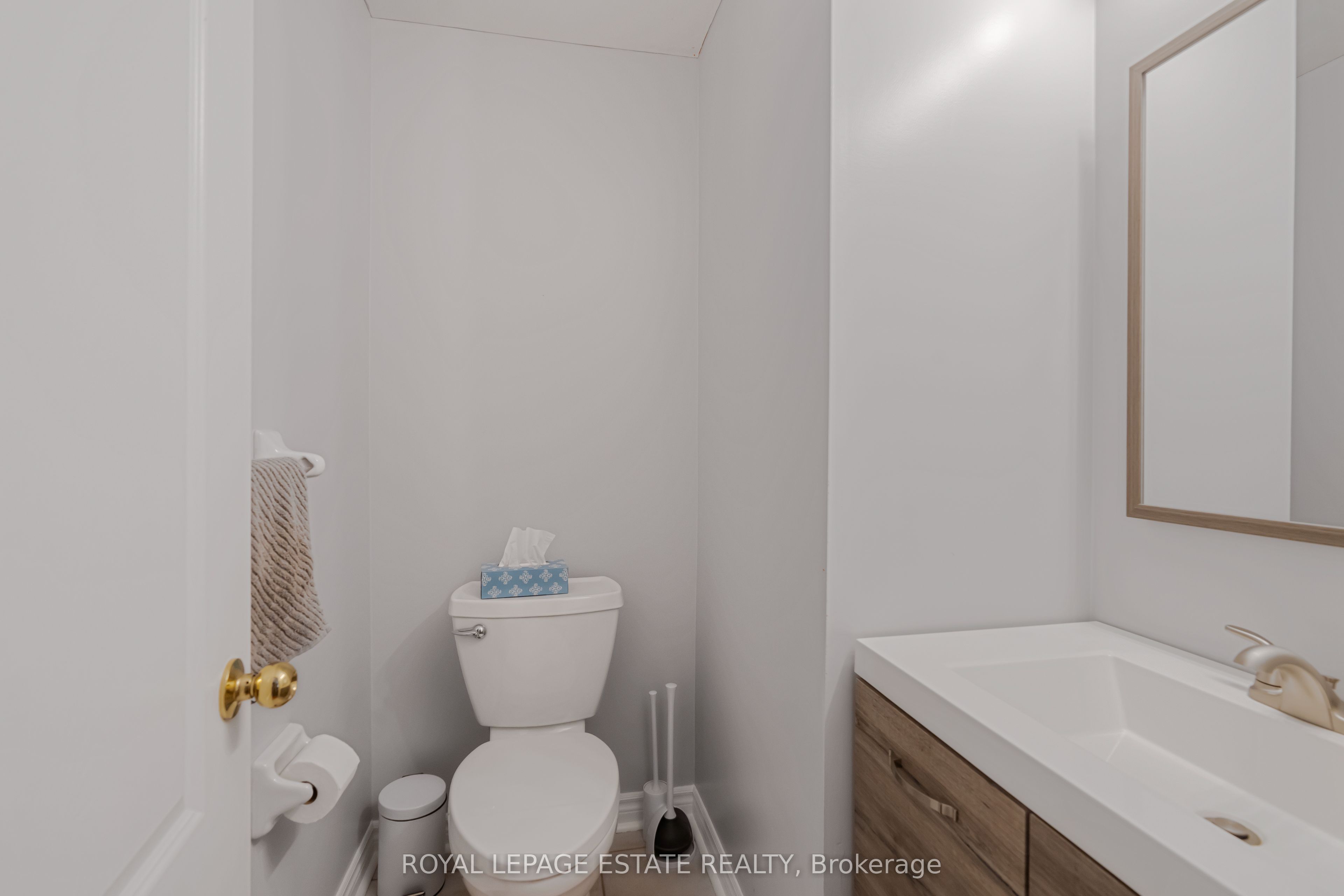 9 Brookstone Court Property Photo 10