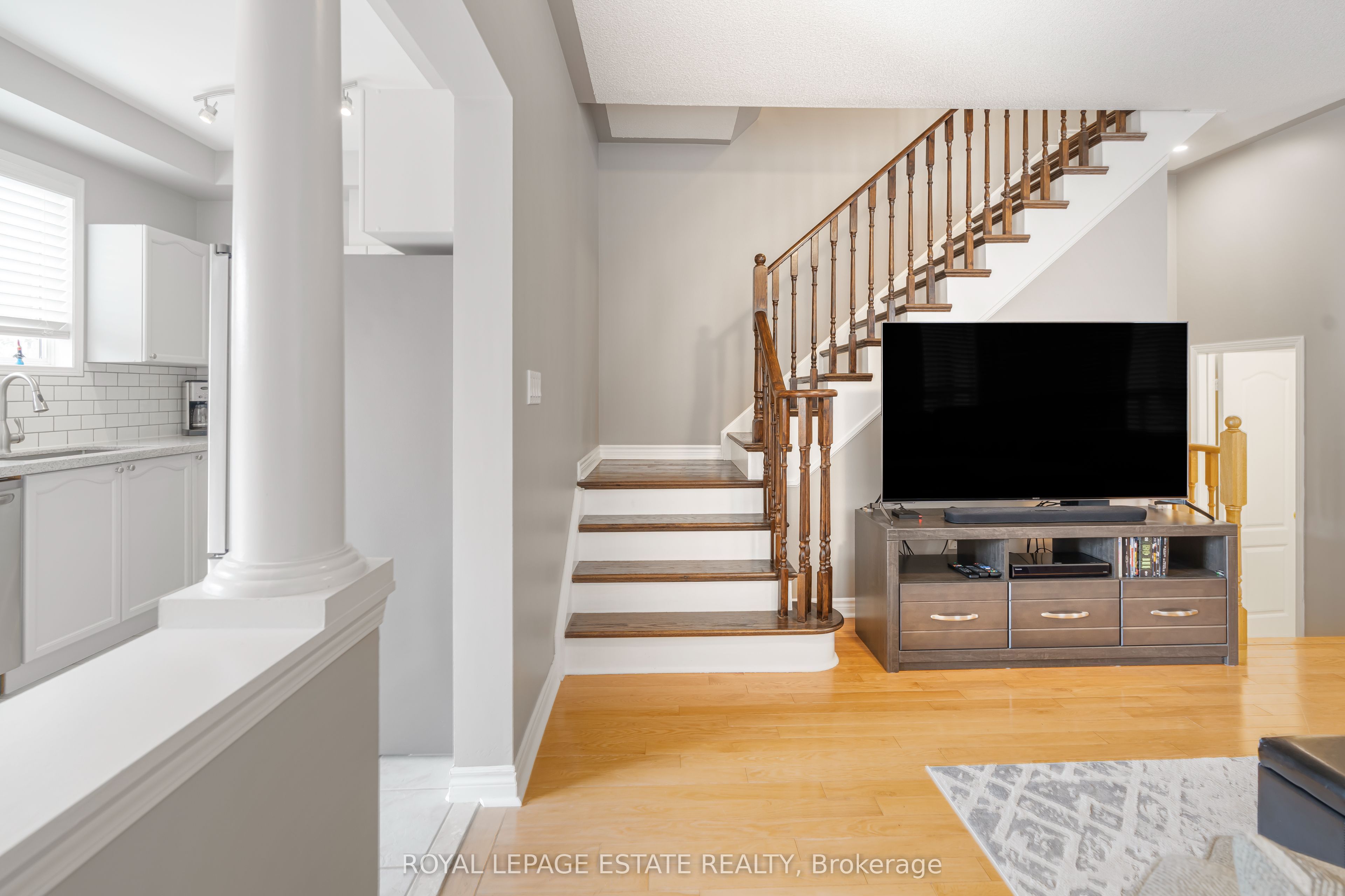 9 Brookstone Court Property Photo 11