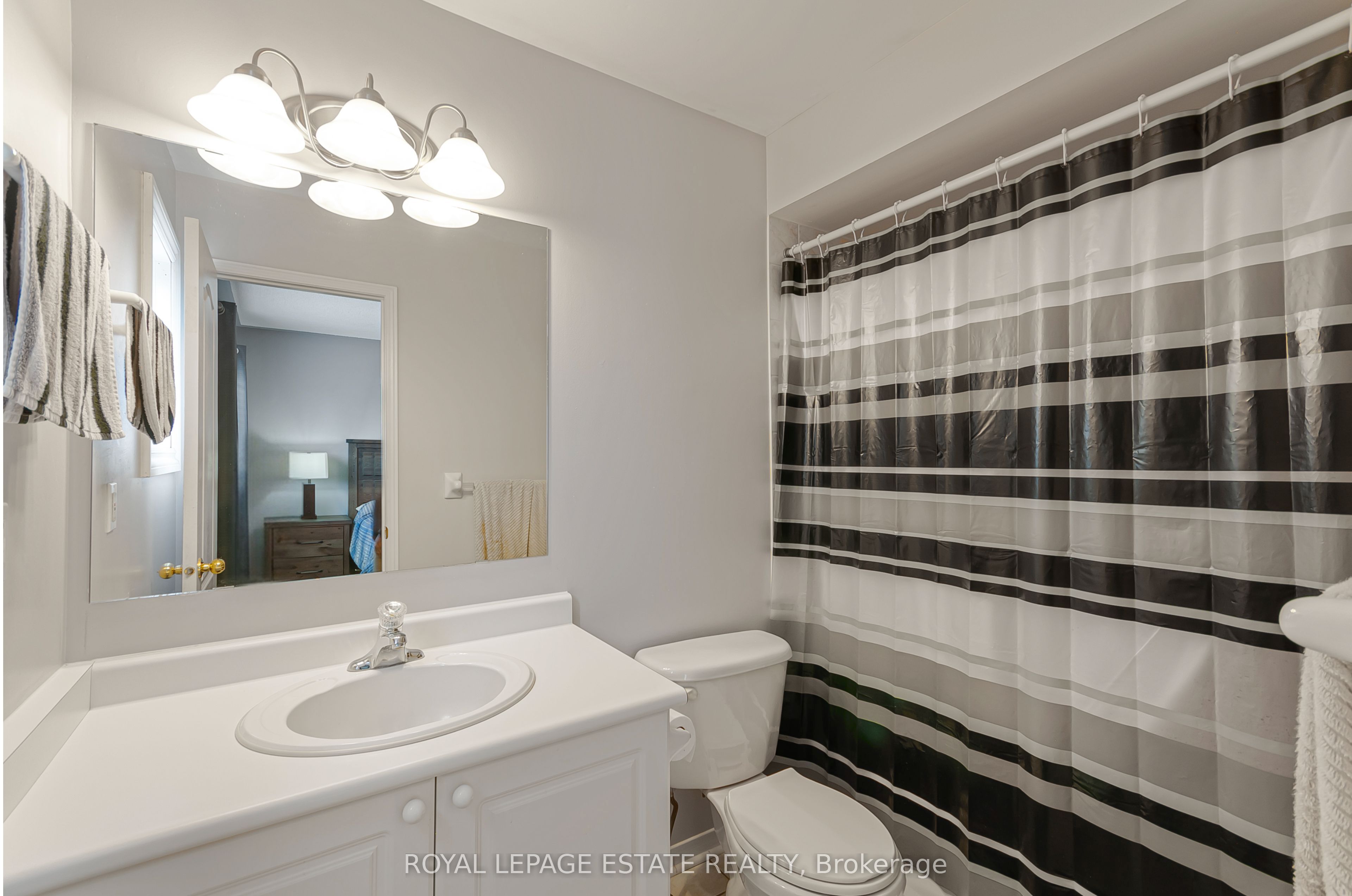 9 Brookstone Court Property Photo 15