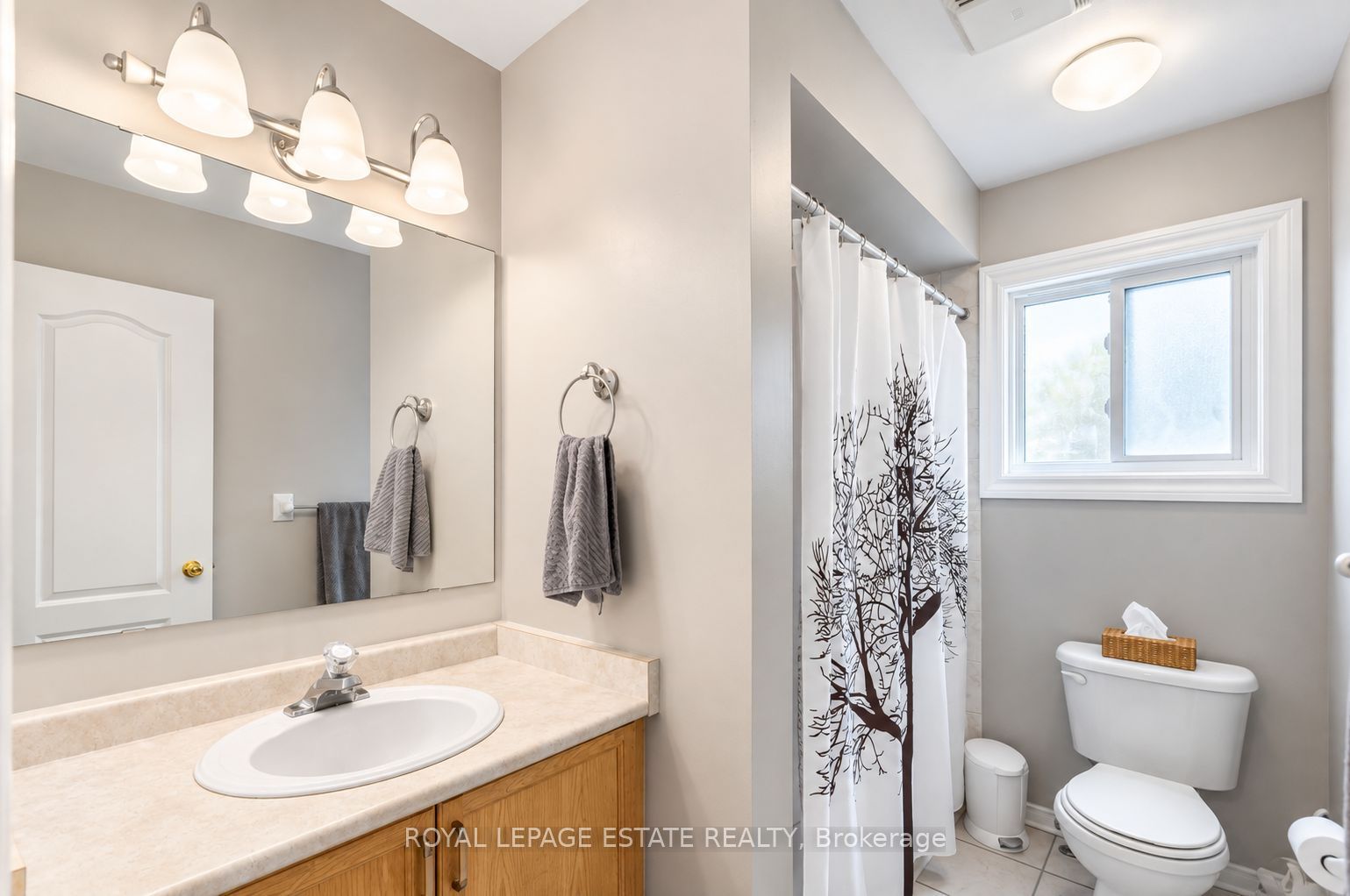 9 Brookstone Court Property Photo 18