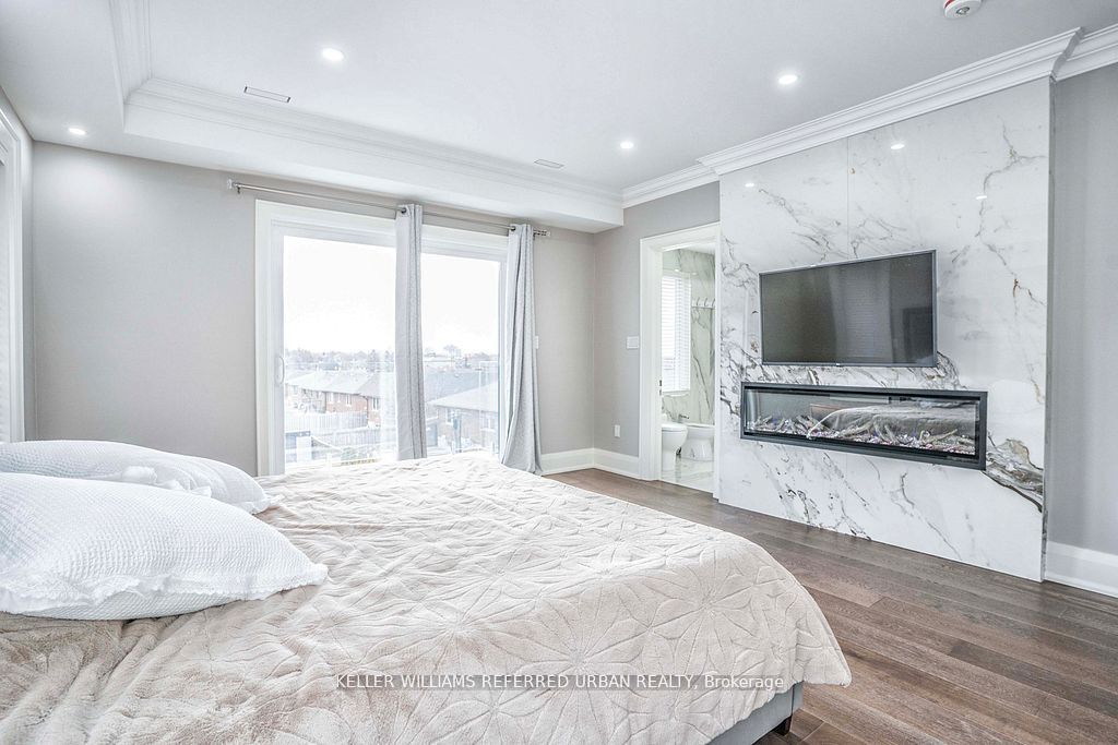 83 Floral Parkway Property Photo 19