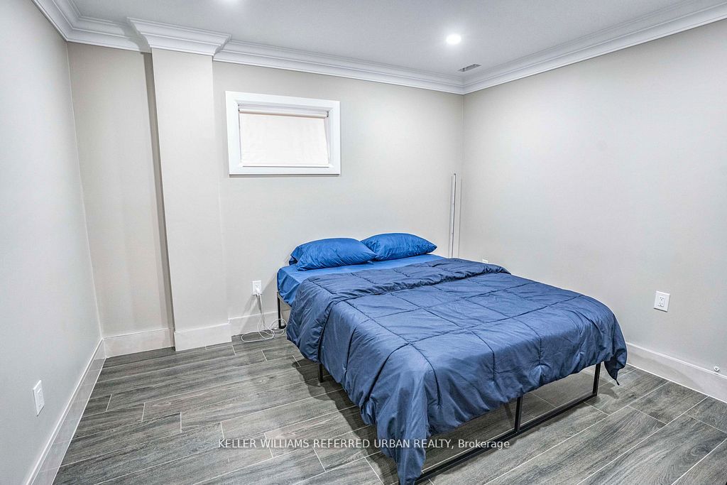 83 Floral Parkway Property Photo 35