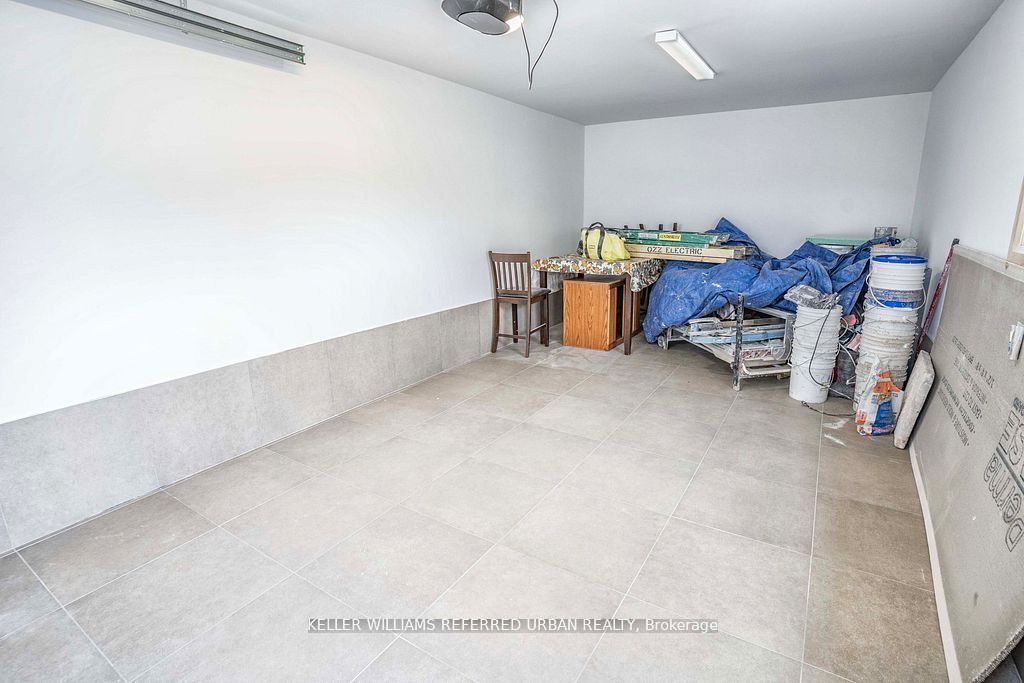 83 Floral Parkway Property Photo 36