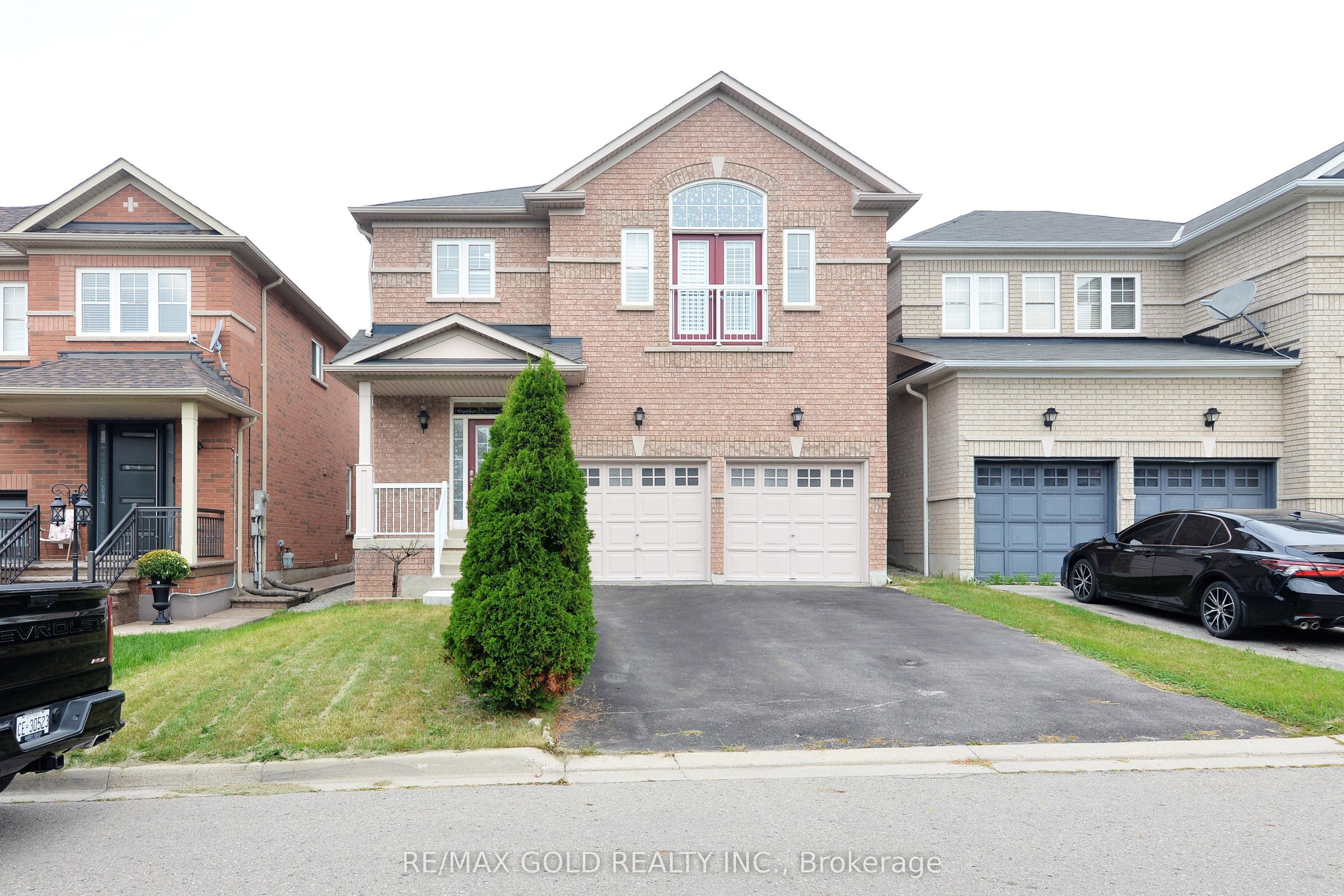 44 Pergola Way Property Photo 1