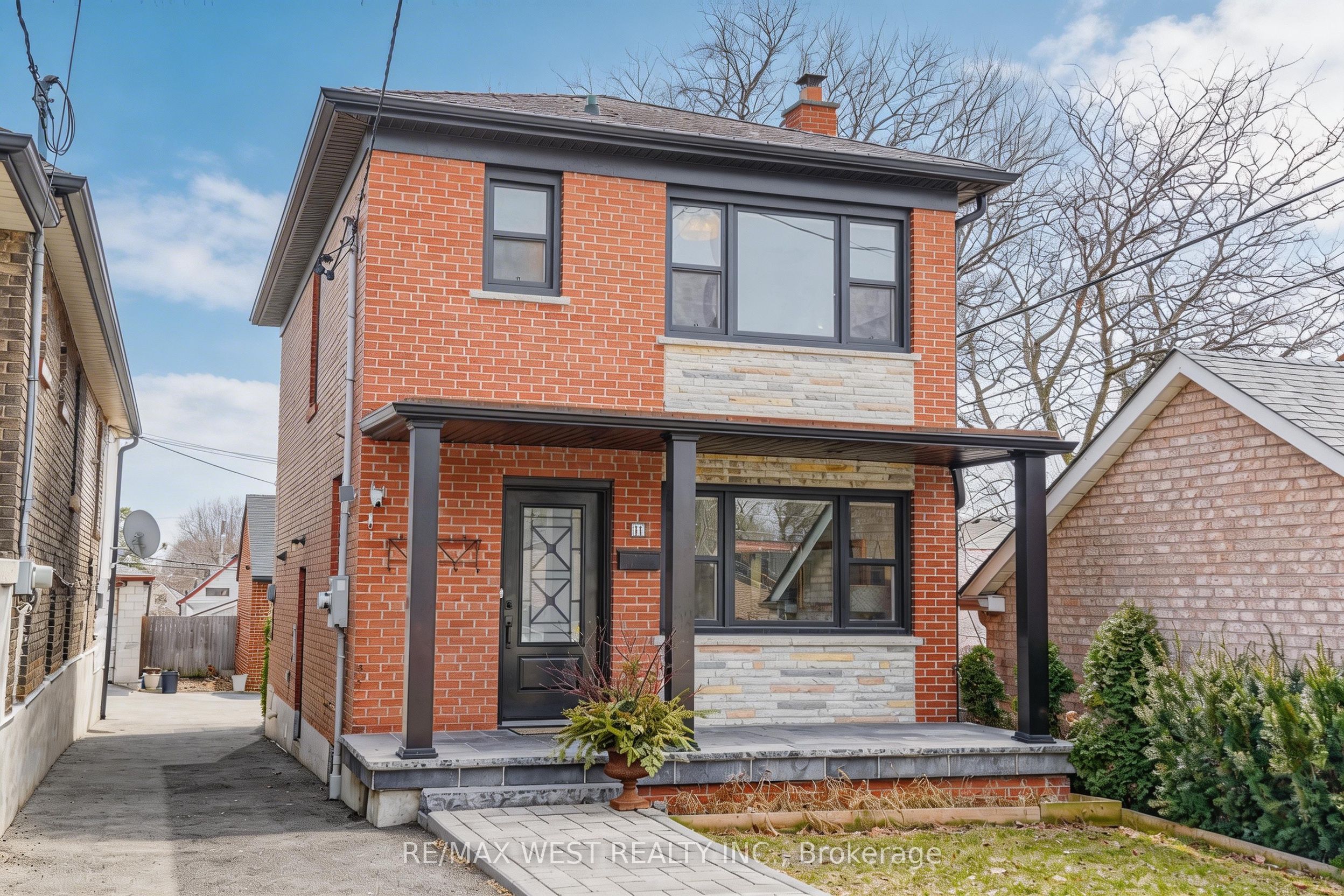 11 Helen Avenue Property Photo 1