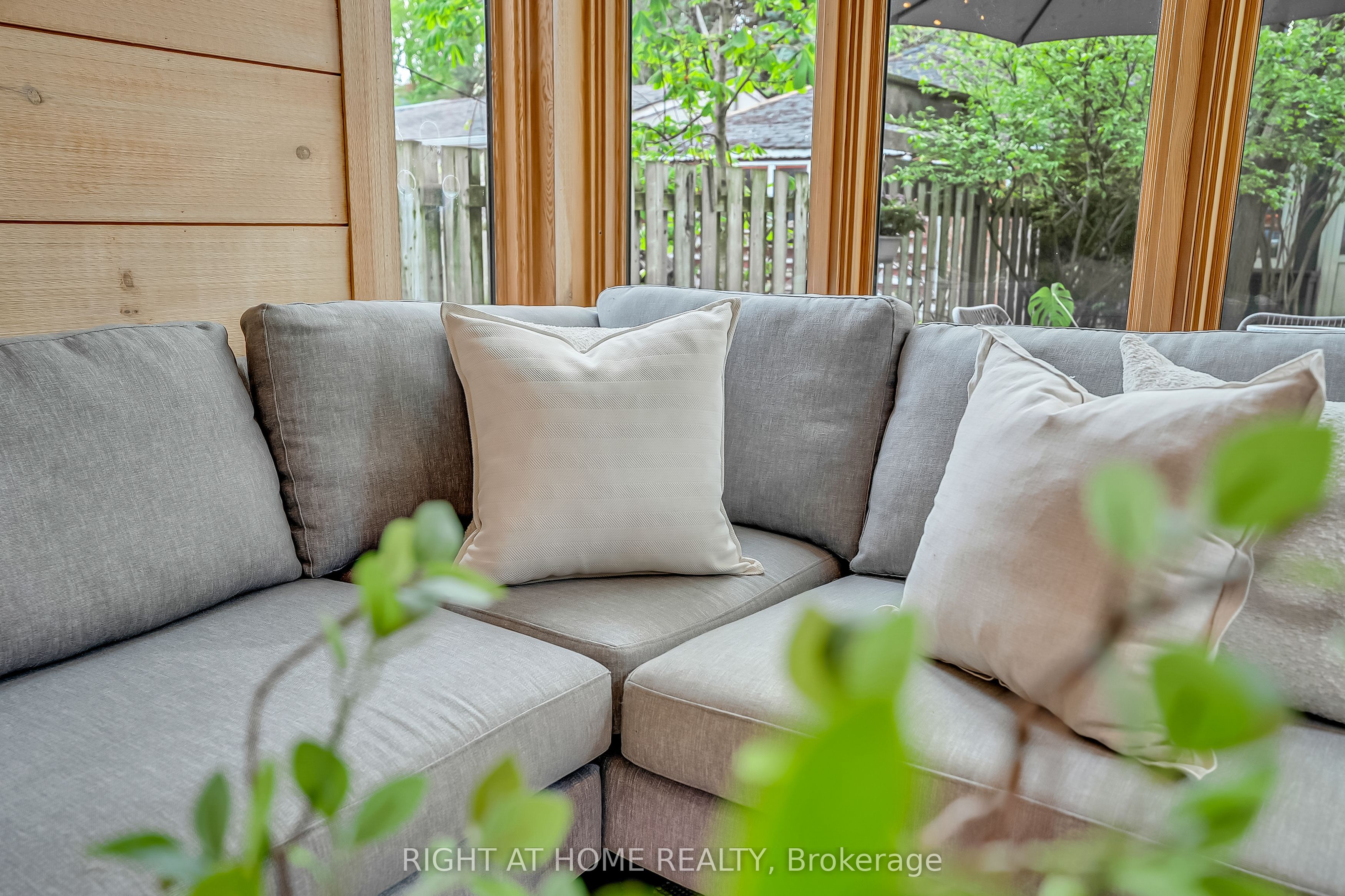 118 Lansdowne Avenue Property Photo 19