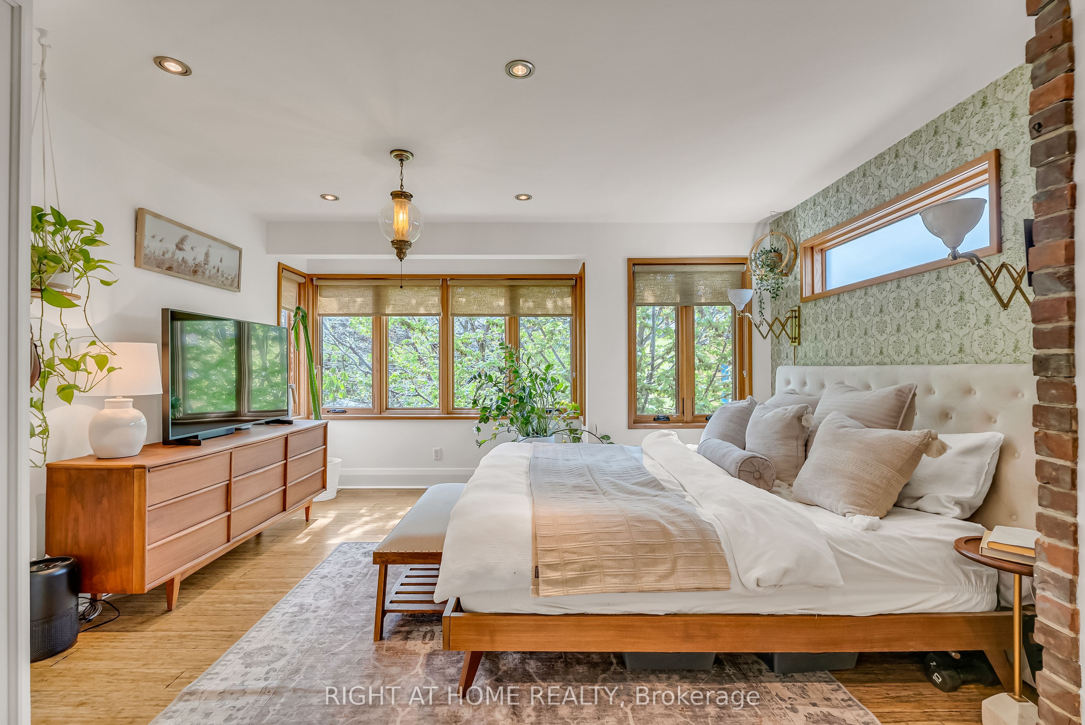 118 Lansdowne Avenue Property Photo 31