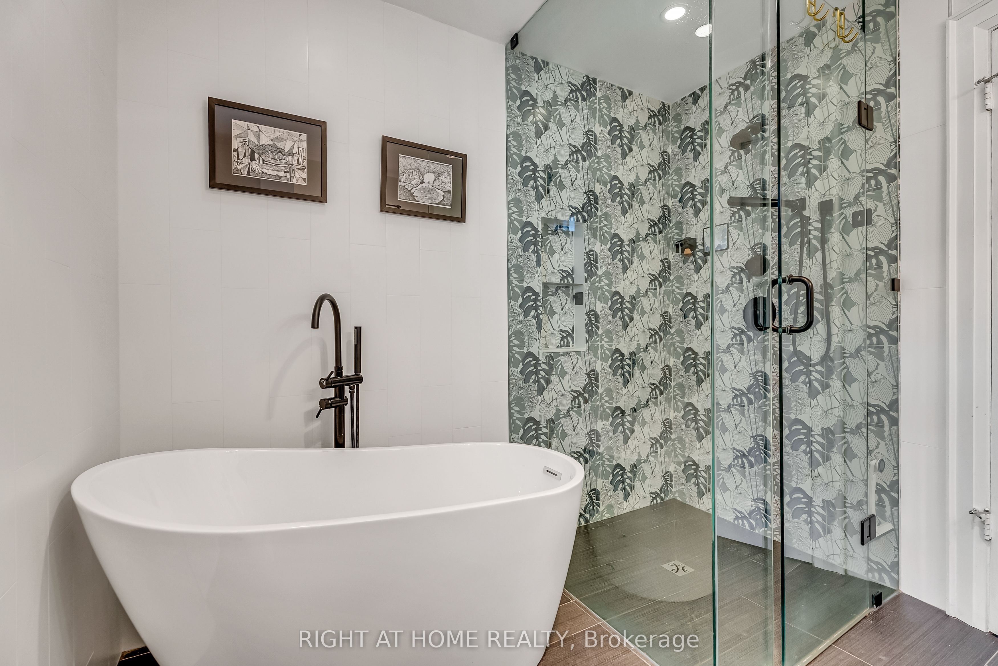118 Lansdowne Avenue Property Photo 45