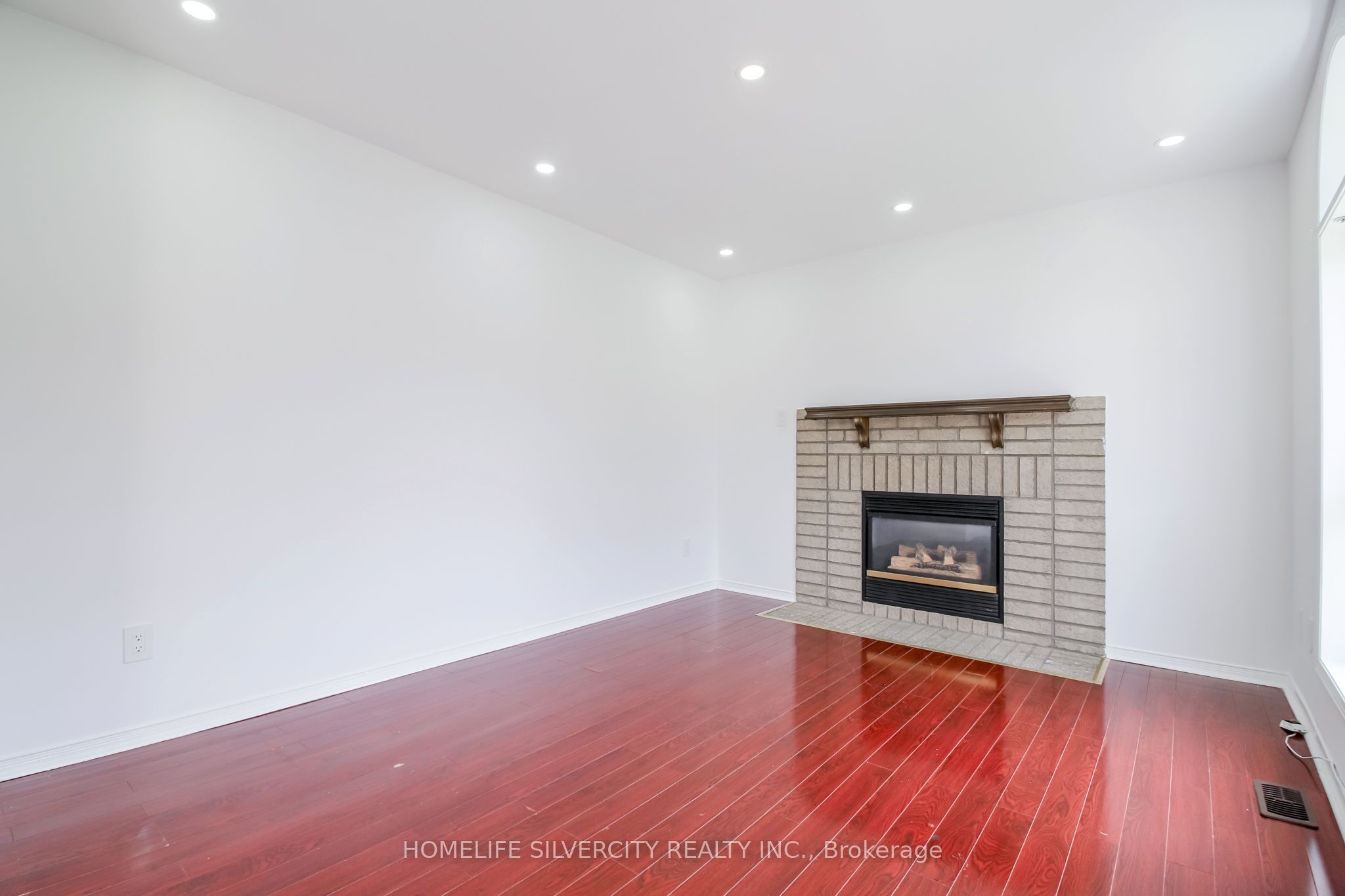22 Meadow Glade Road Property Photo 11