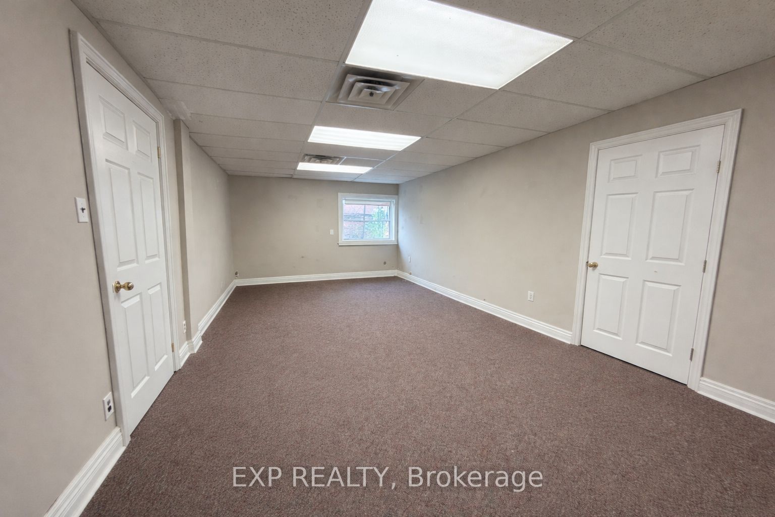 109 Broadway 10 Property Photo 1
