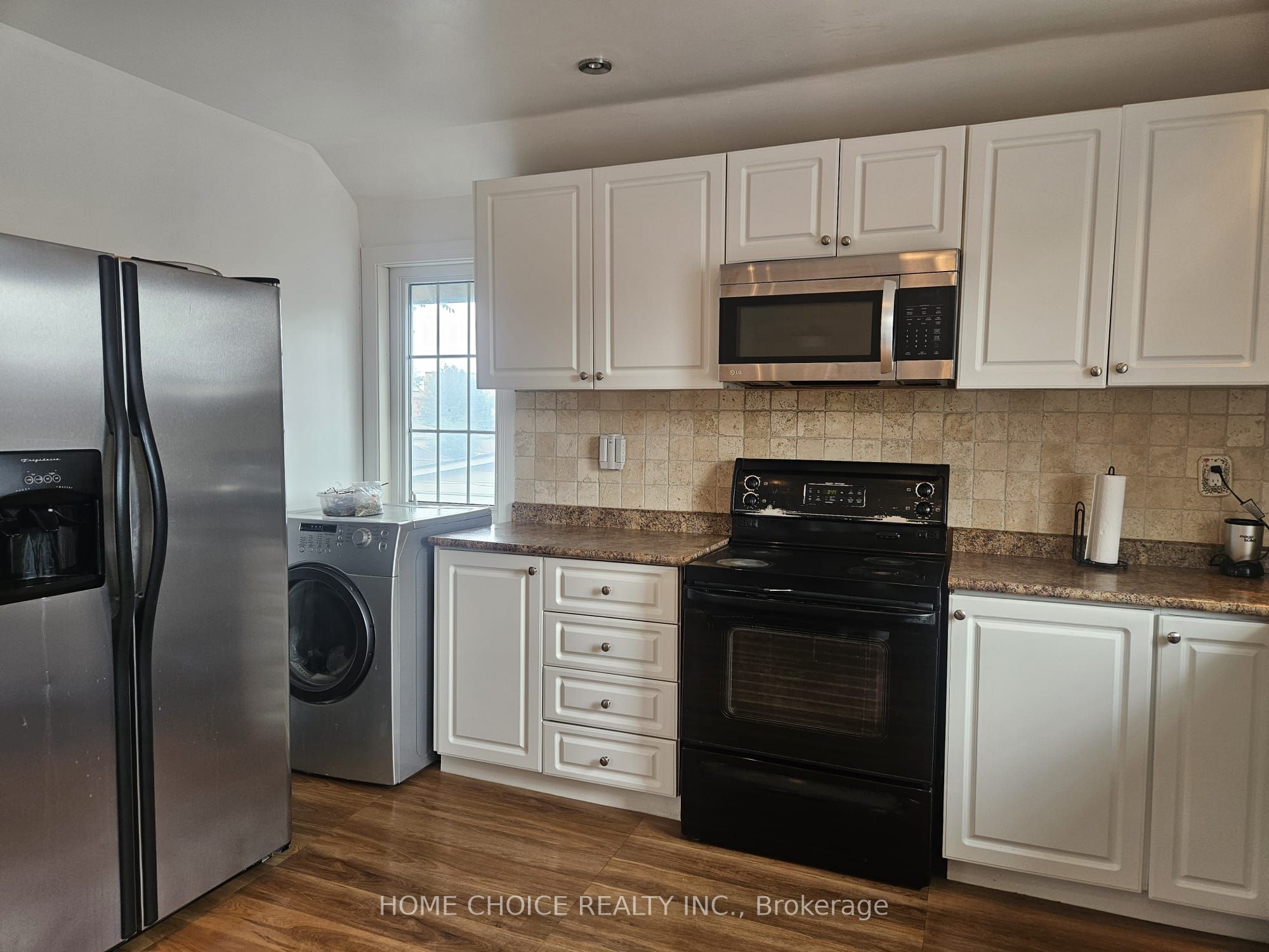 1232 Jane Street Property Photo 10