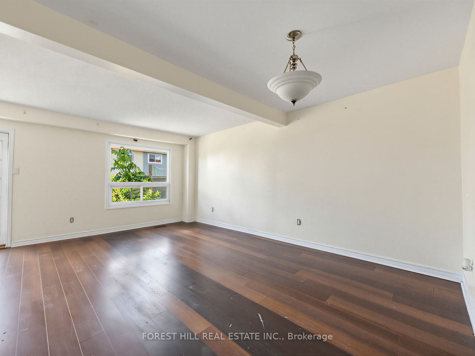 61 Royal Salisbury Way Property Photo 7