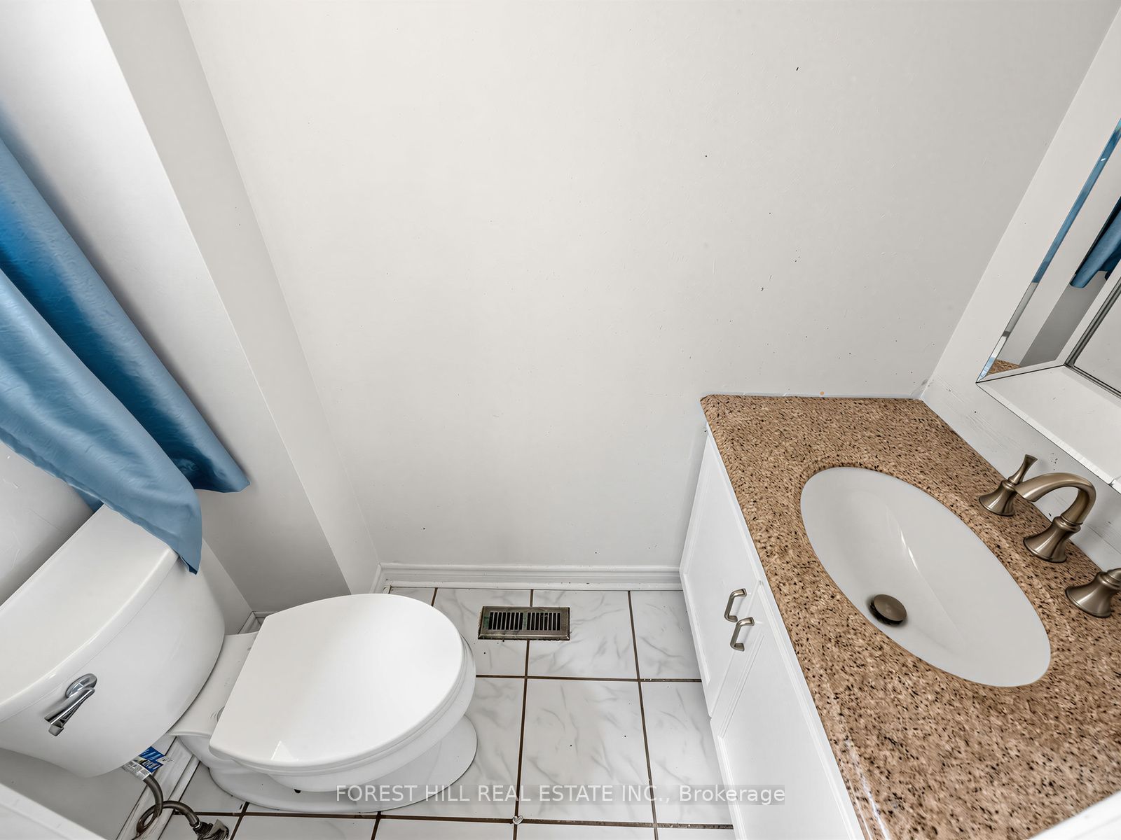 61 Royal Salisbury Way Property Photo 15