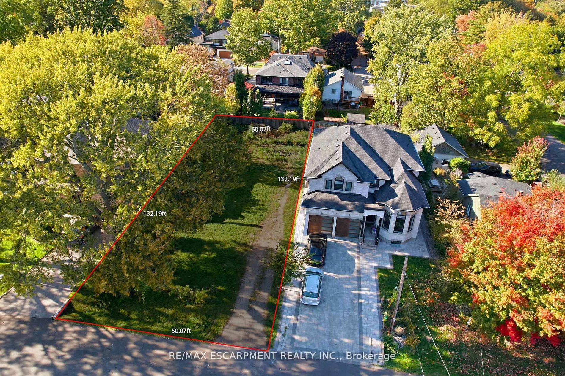 75 Troy Street Property Photo 1