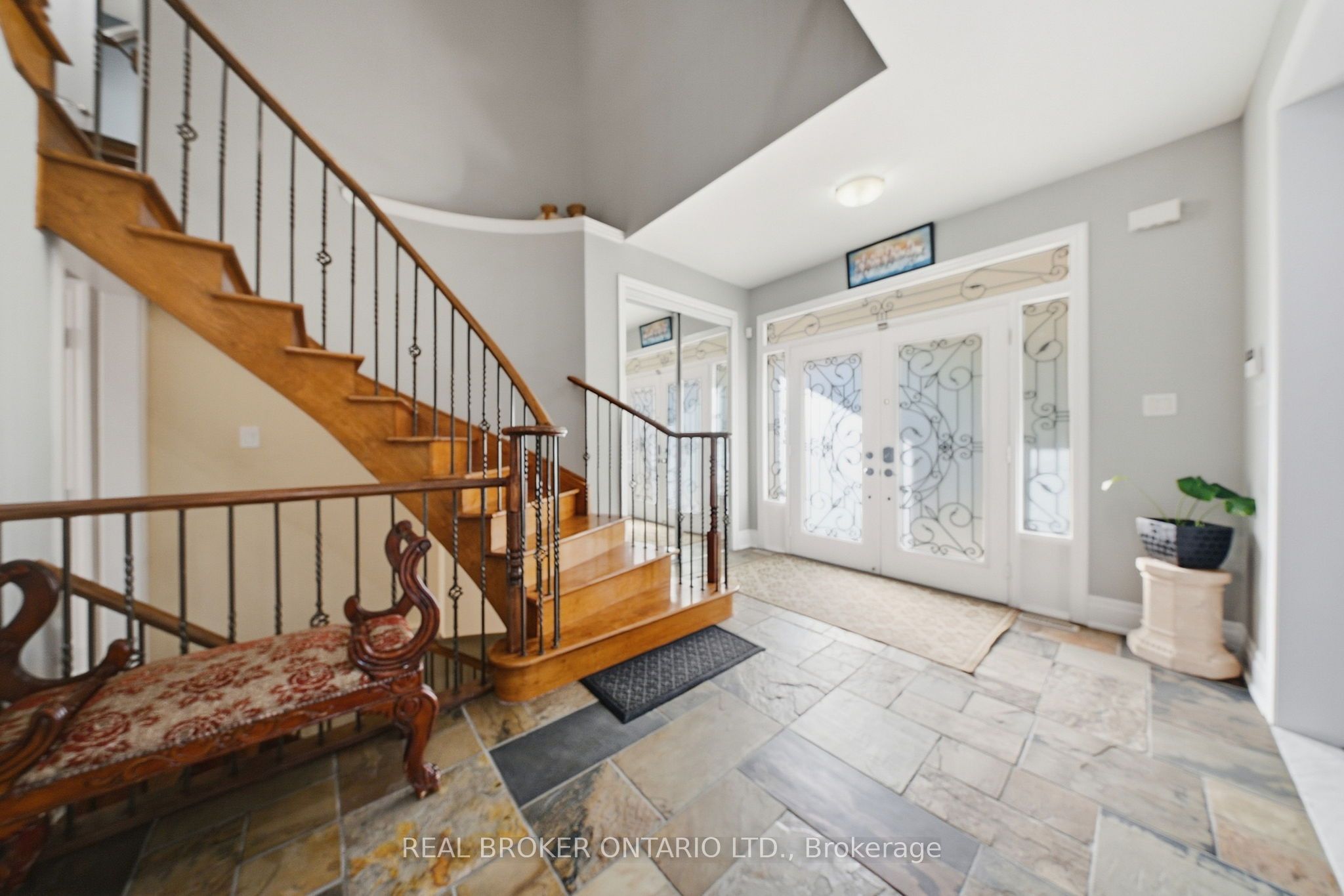 1078 Mcneil Drive Property Photo 8