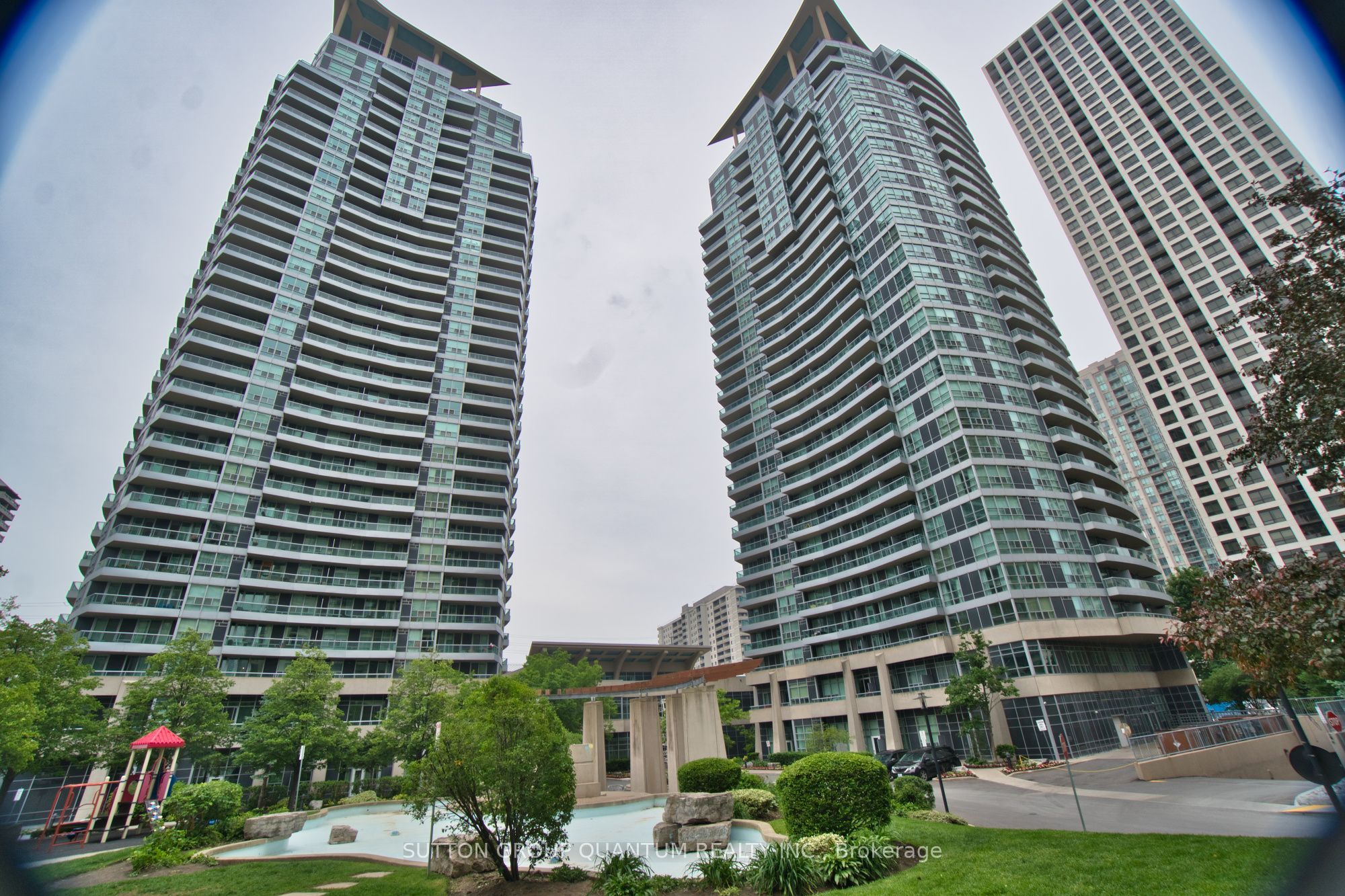 1 Elm Drive W 2705